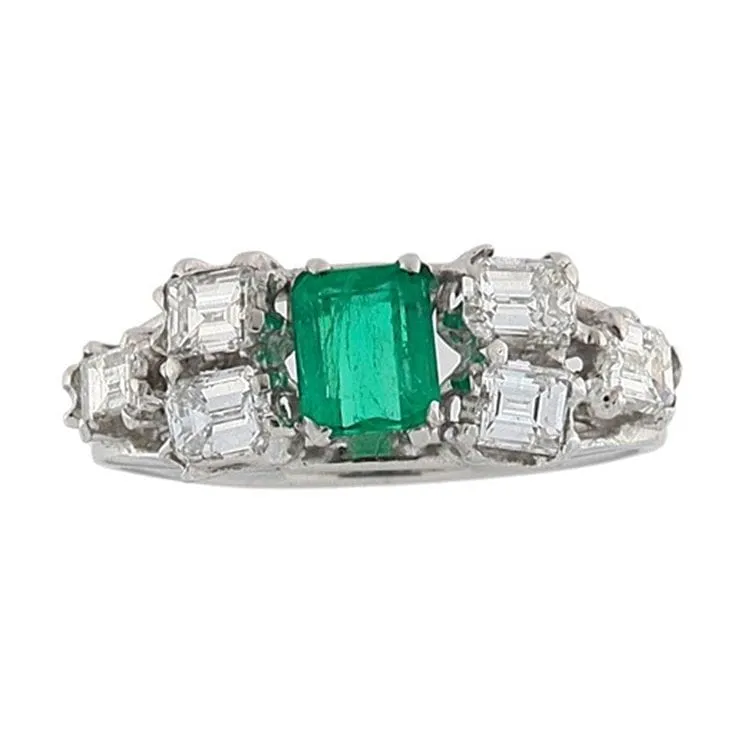 Bague en or blanc avec émeraude et diamants sold by 58 Facettes product image thumbnail 3