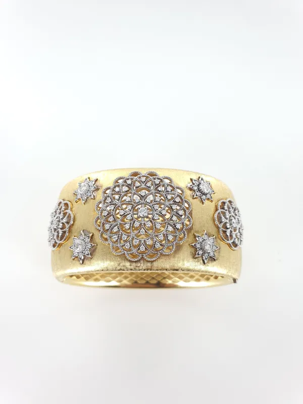 Bracelet Manchette or jaune et diamants sold by 58 Facettes