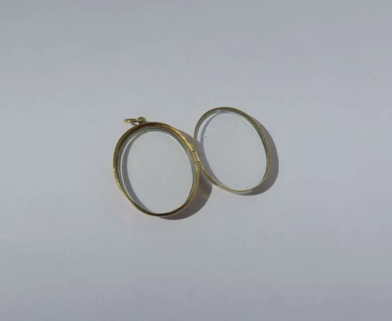 Pendentif médaillon porte-photo ancien en or rose sold by 58 Facettes product image thumbnail 5