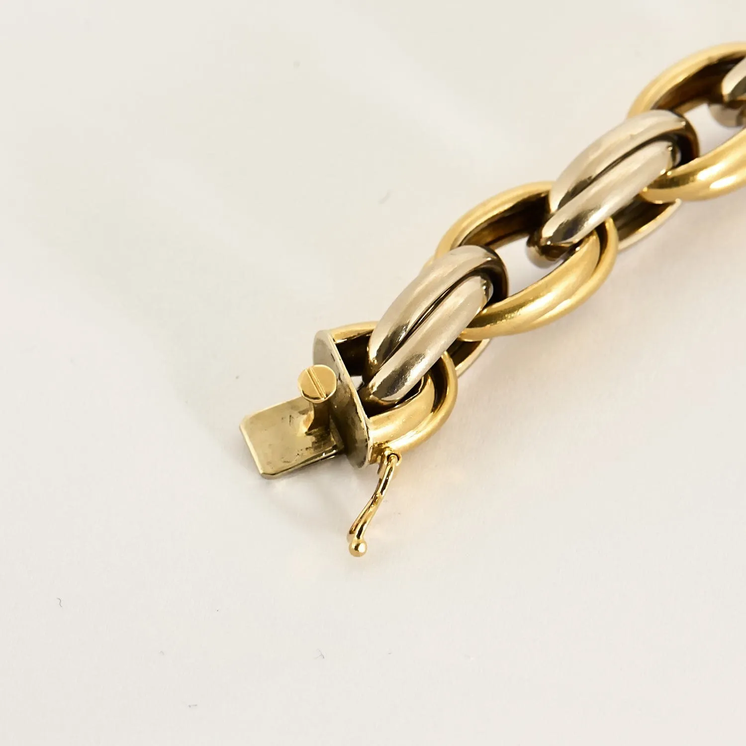 Bracelet en or jaune et or blanc sold by 58 Facettes product image thumbnail 5