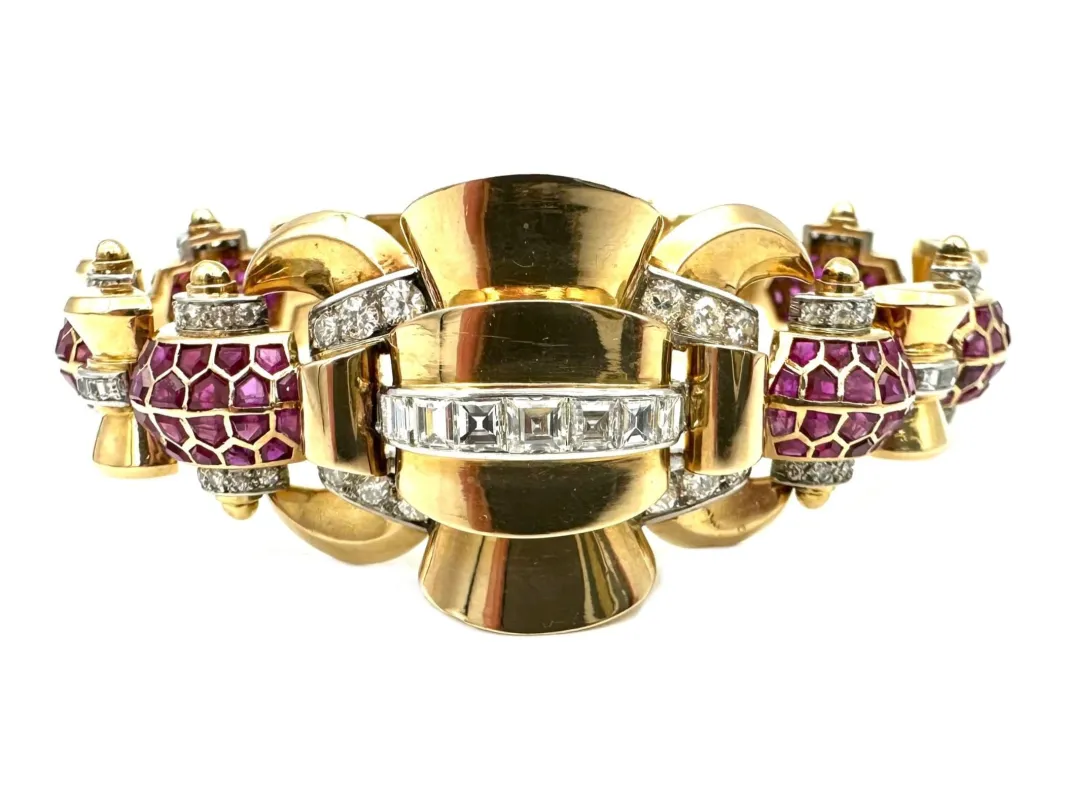 Bracelet Art-Déco or jaune, platine, rubis et diamants sold by 58 Facettes