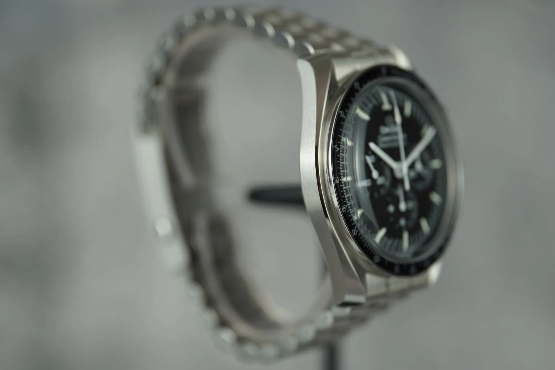 Omega - Montre Speedmaster Professional Moonwatch 310.30.42.50.01.001 sold by 58 Facettes product image thumbnail 4