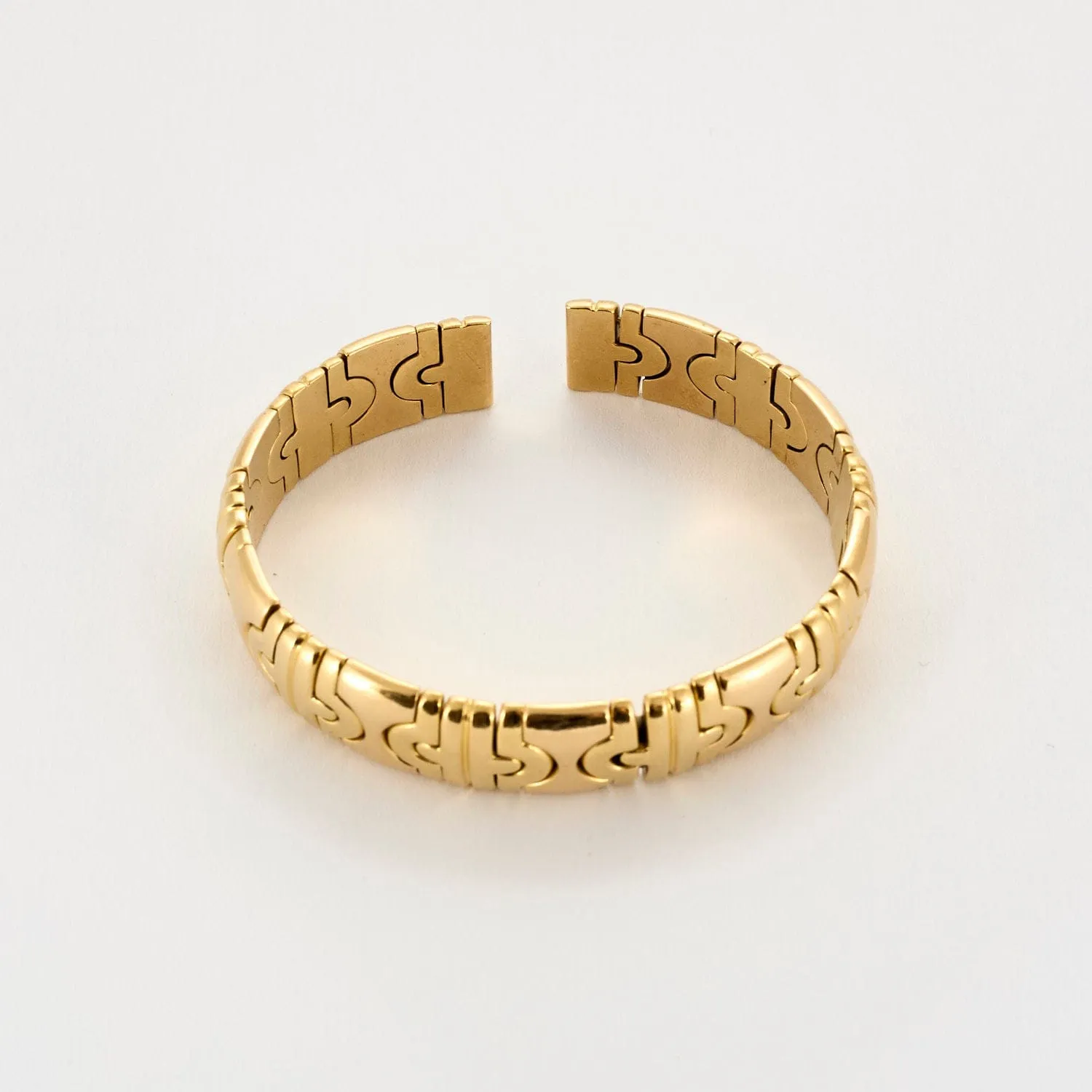 Bracelet jonc ouvert en or jaune sold by 58 Facettes product image thumbnail 3