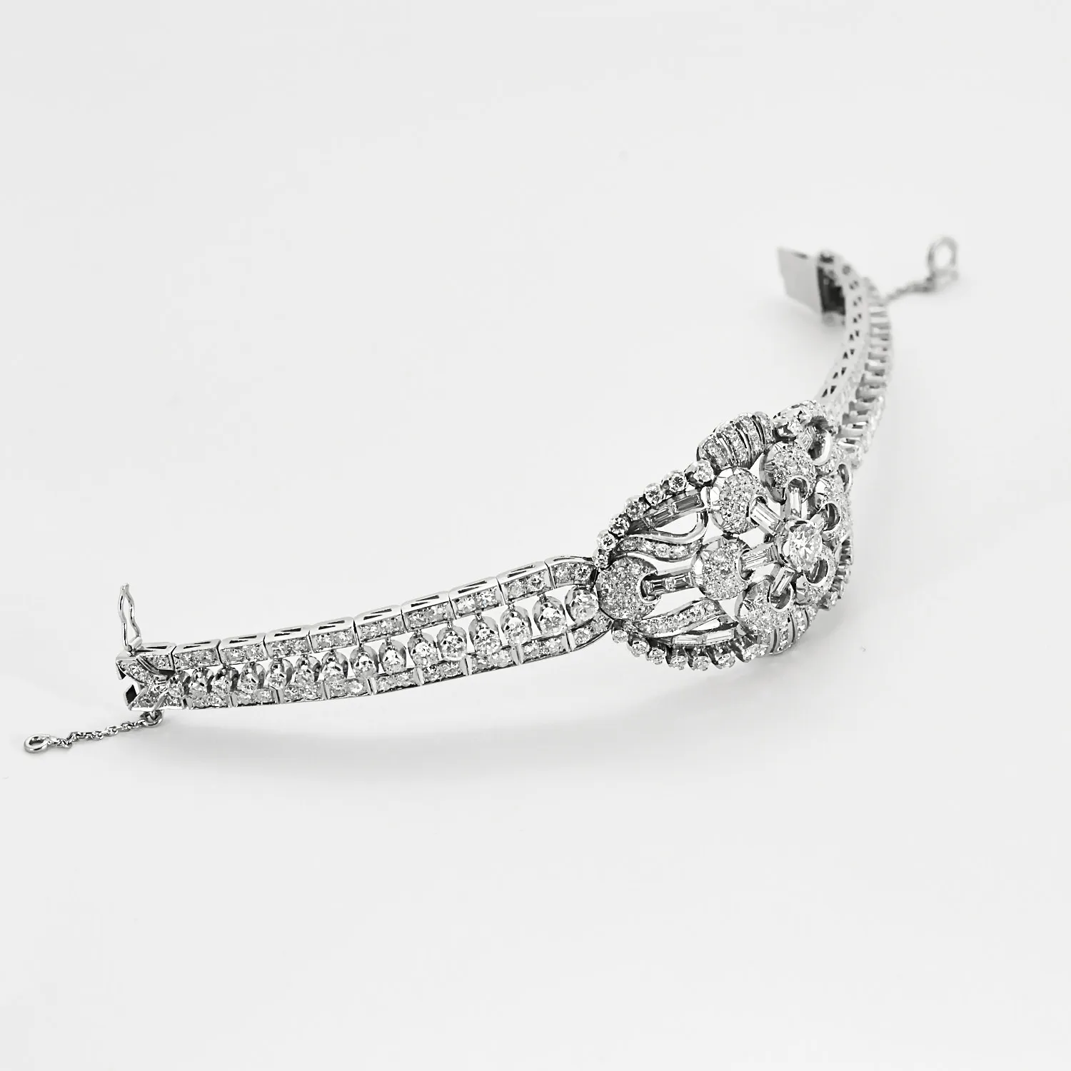 Bracelet manchette articulé Rétro en platine et diamants sold by 58 Facettes product image thumbnail 3
