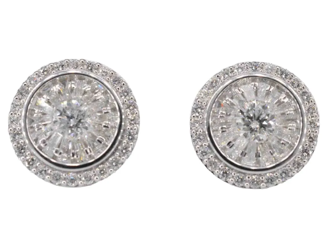 Ensemble de boucles d'oreilles entourage en or blanc sold by 58 Facettes