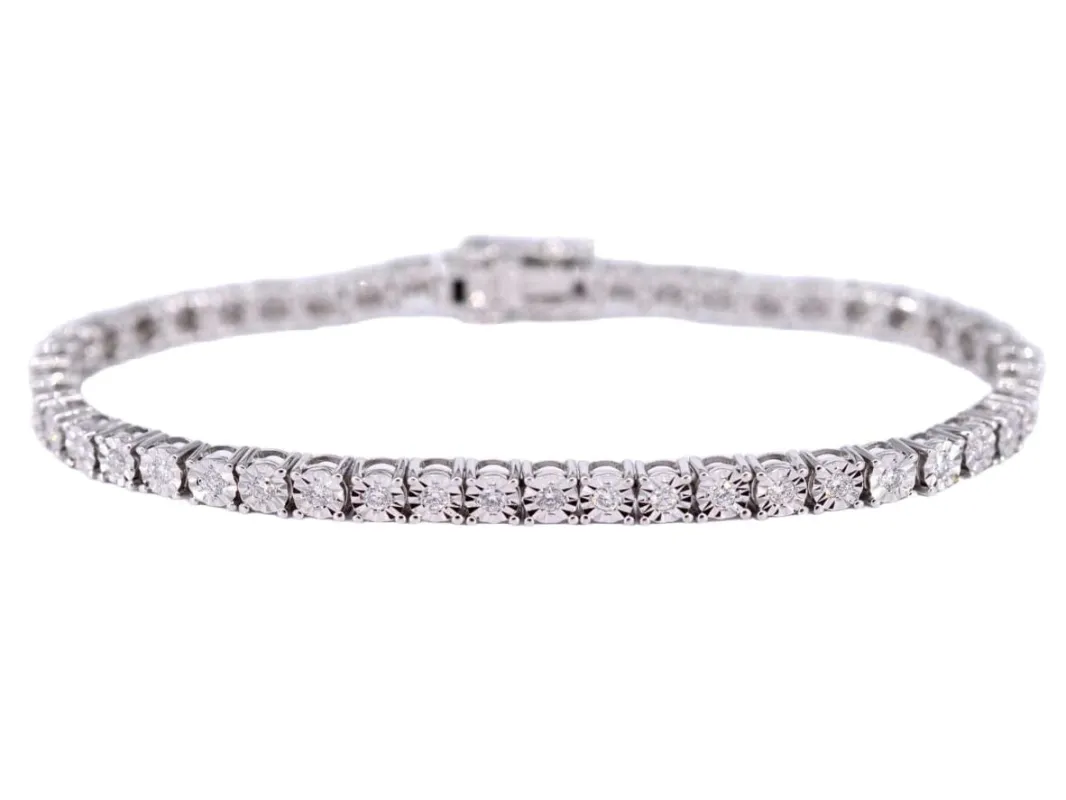 Bracelet tennis en or blanc avec diamants sold by 58 Facettes