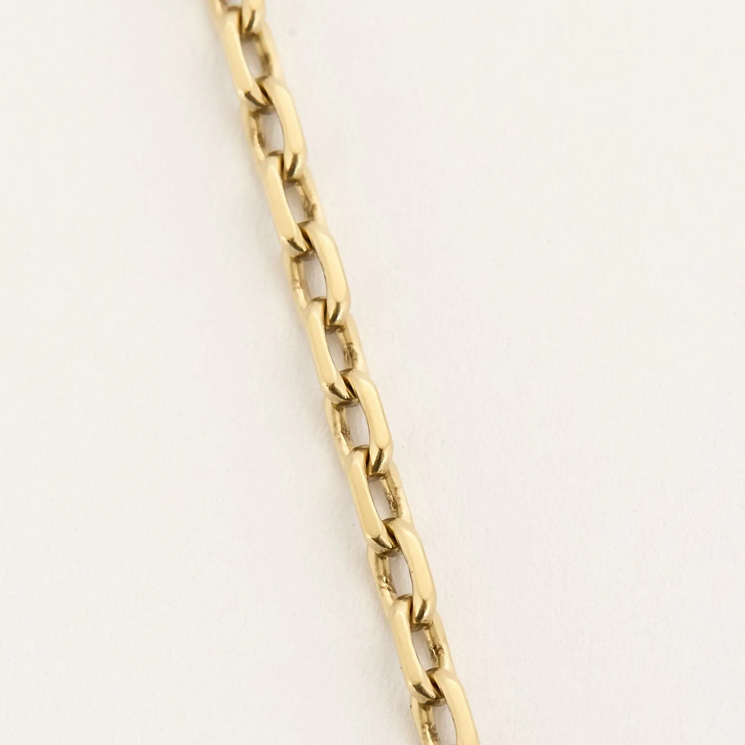 Chaîne en or jaune et médaille augis sold by 58 Facettes product image thumbnail 4