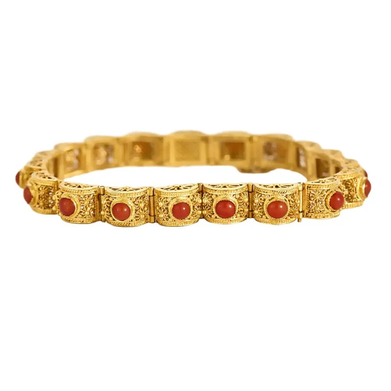 Bracelet souple en or jaune et cornalines sold by 58 Facettes