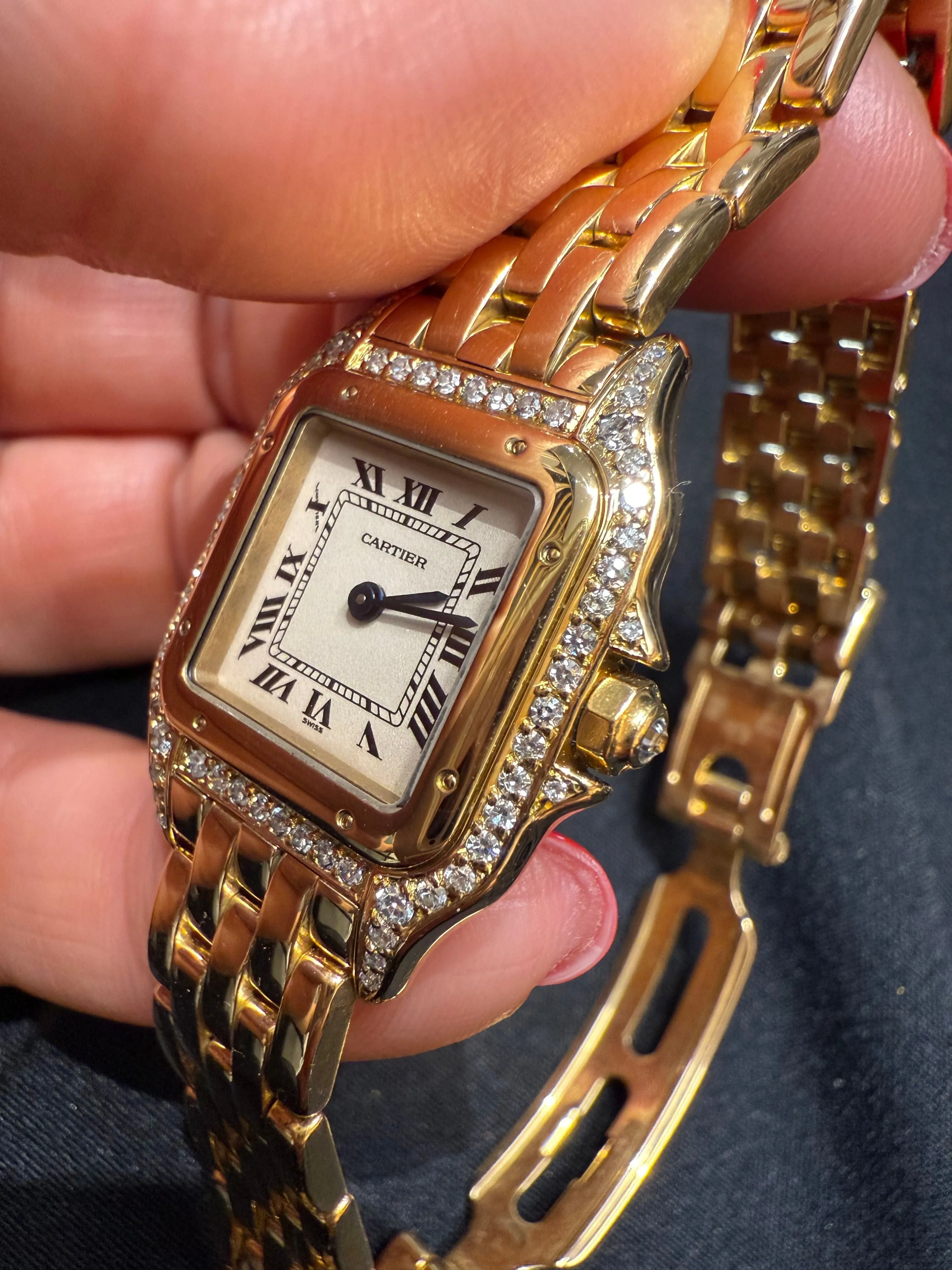 CARTIER - Montre Panthère Or jaune et Diamants sold by 58 Facettes product image thumbnail 5