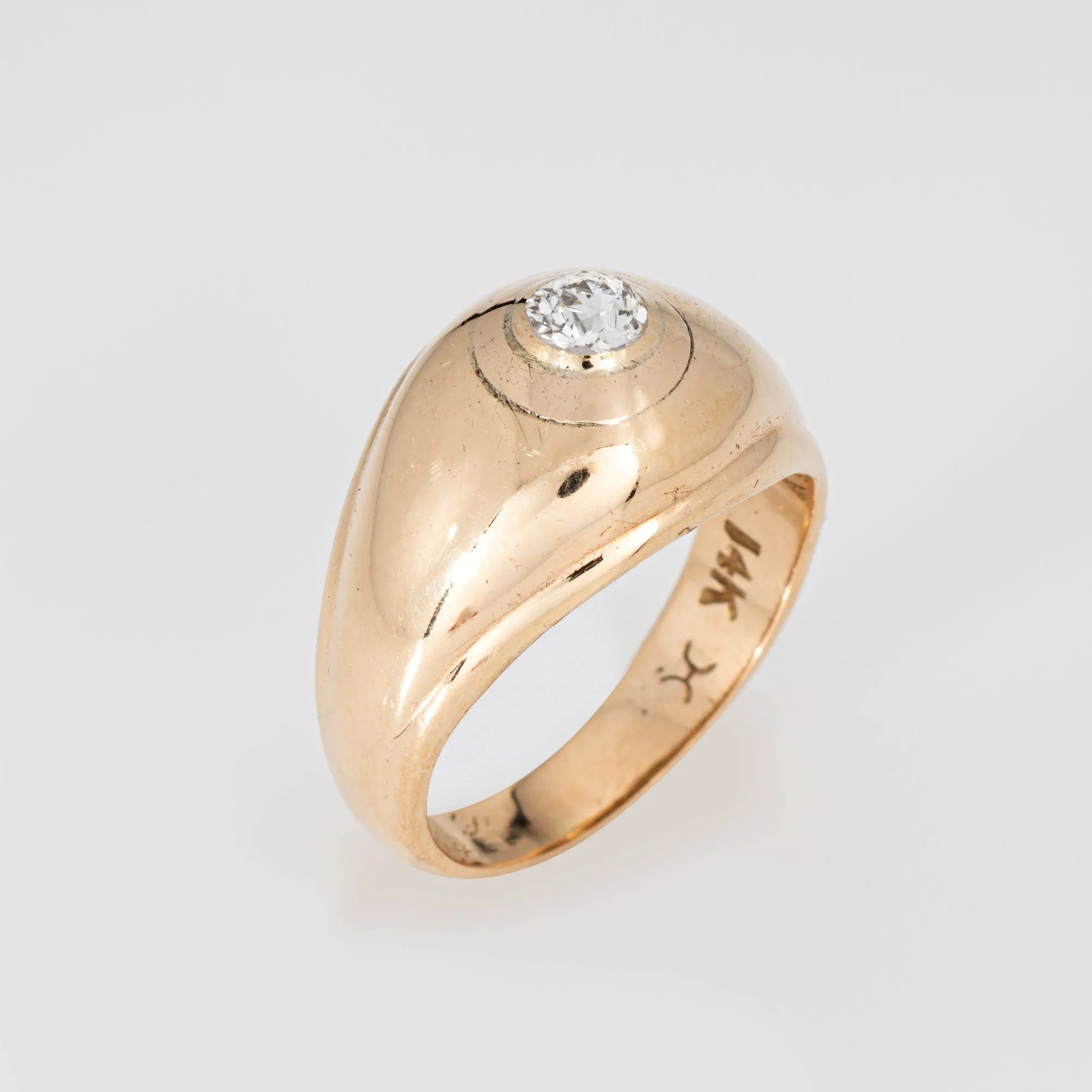 Chevalière vintage en or jaune avec diamants, 1944 sold by 58 Facettes product image thumbnail 3