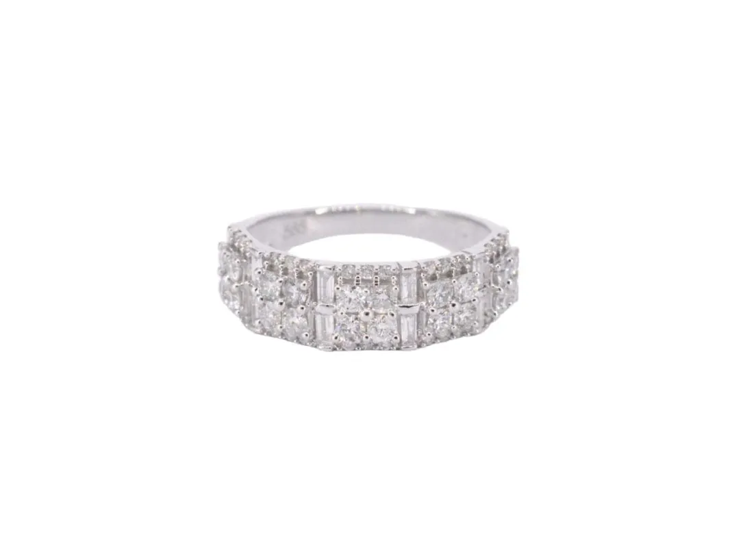 Bague en or blanc avec diamants sold by 58 Facettes