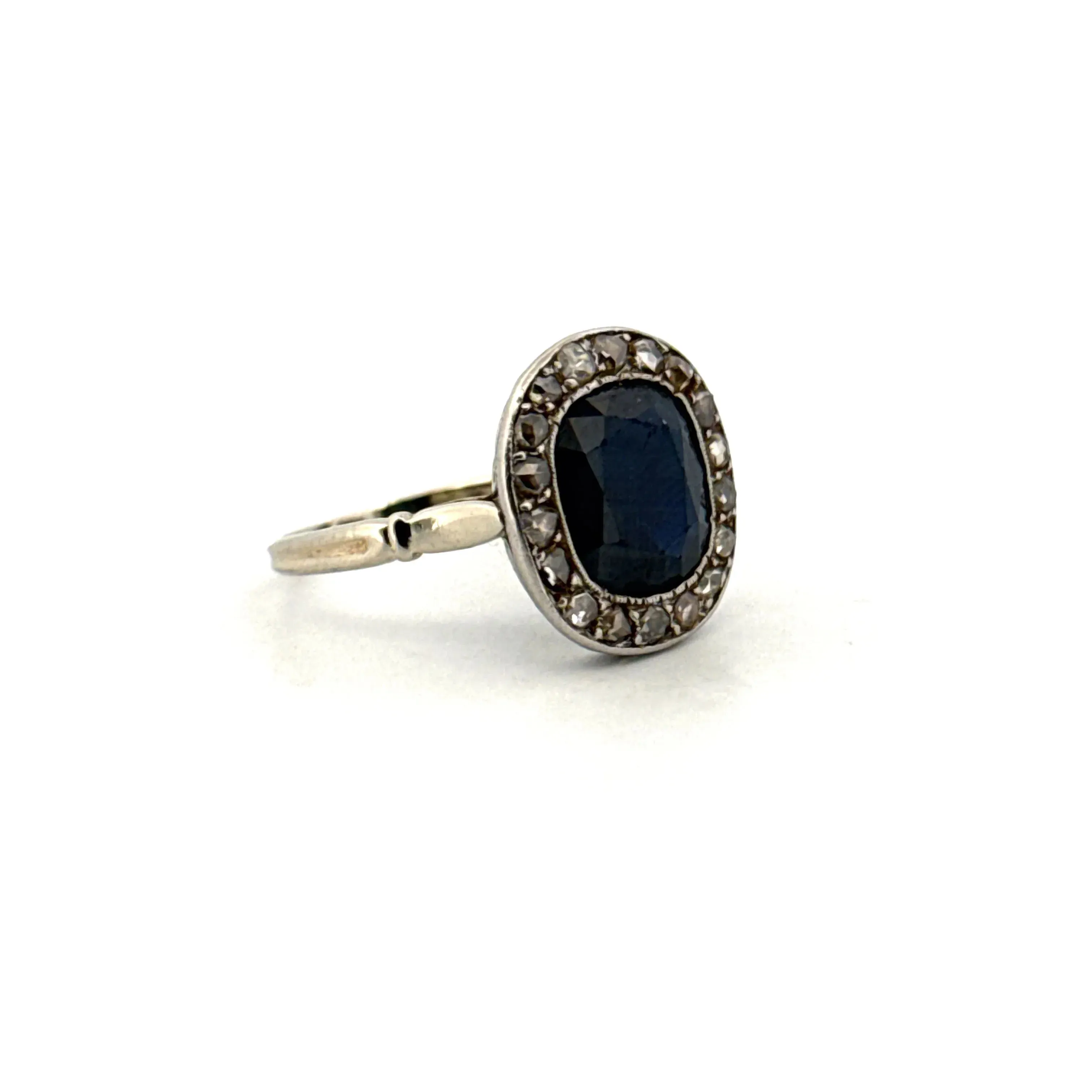 Bague Ancienne or blanc diamants et saphir sold by 58 Facettes product image thumbnail 4