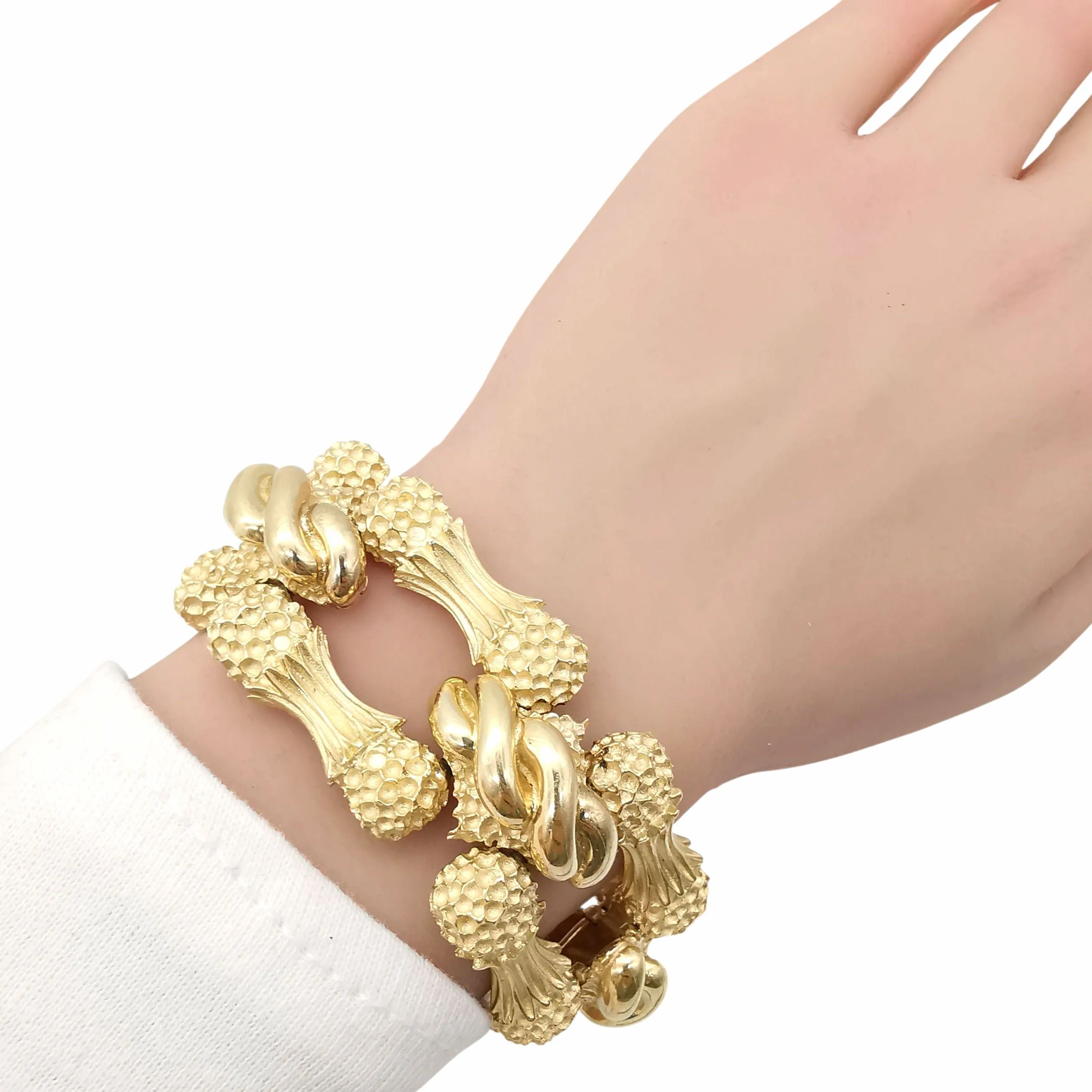 Bracelet en or jaune sold by 58 Facettes product image thumbnail 2