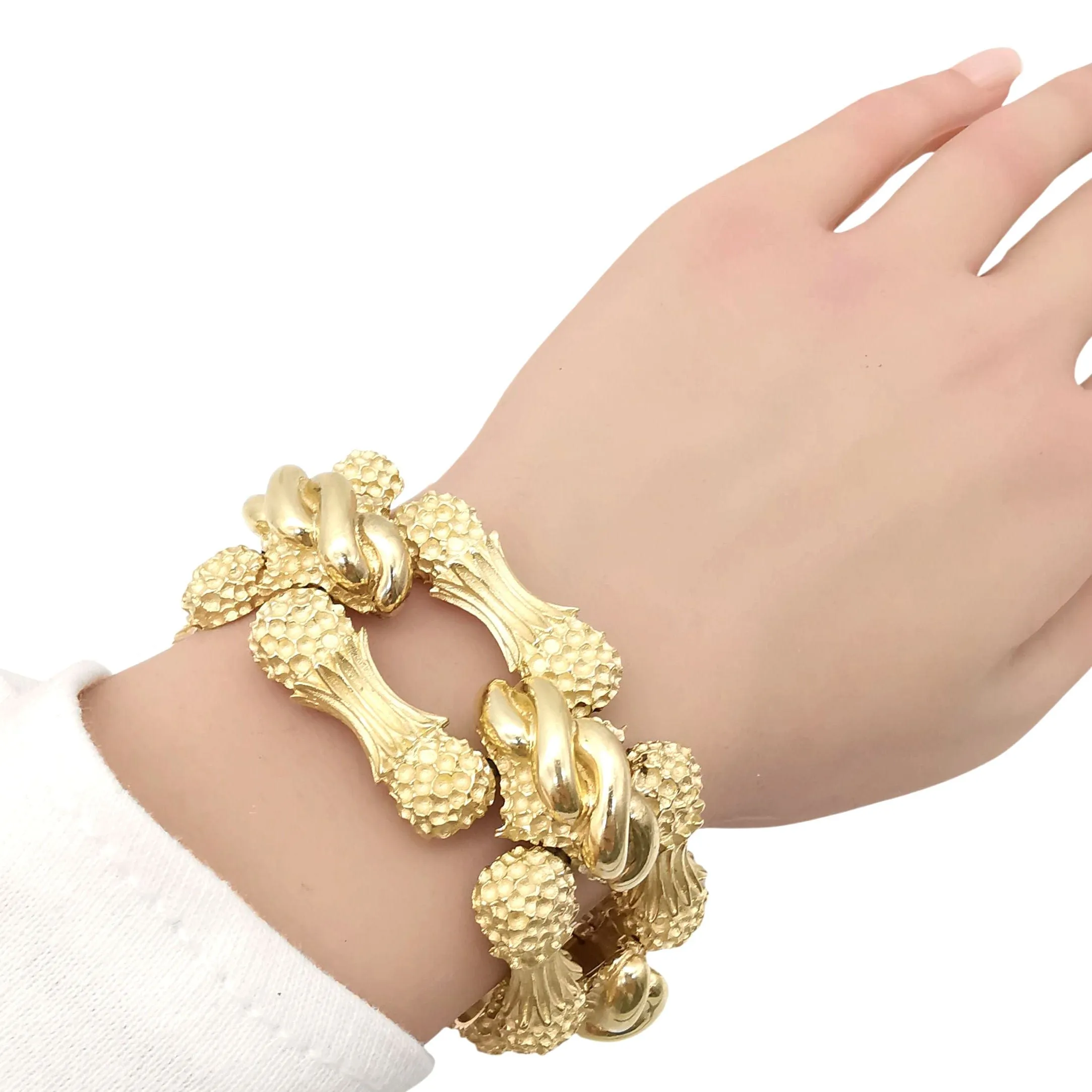 Bracelet en or jaune sold by 58 Facettes product image thumbnail 3