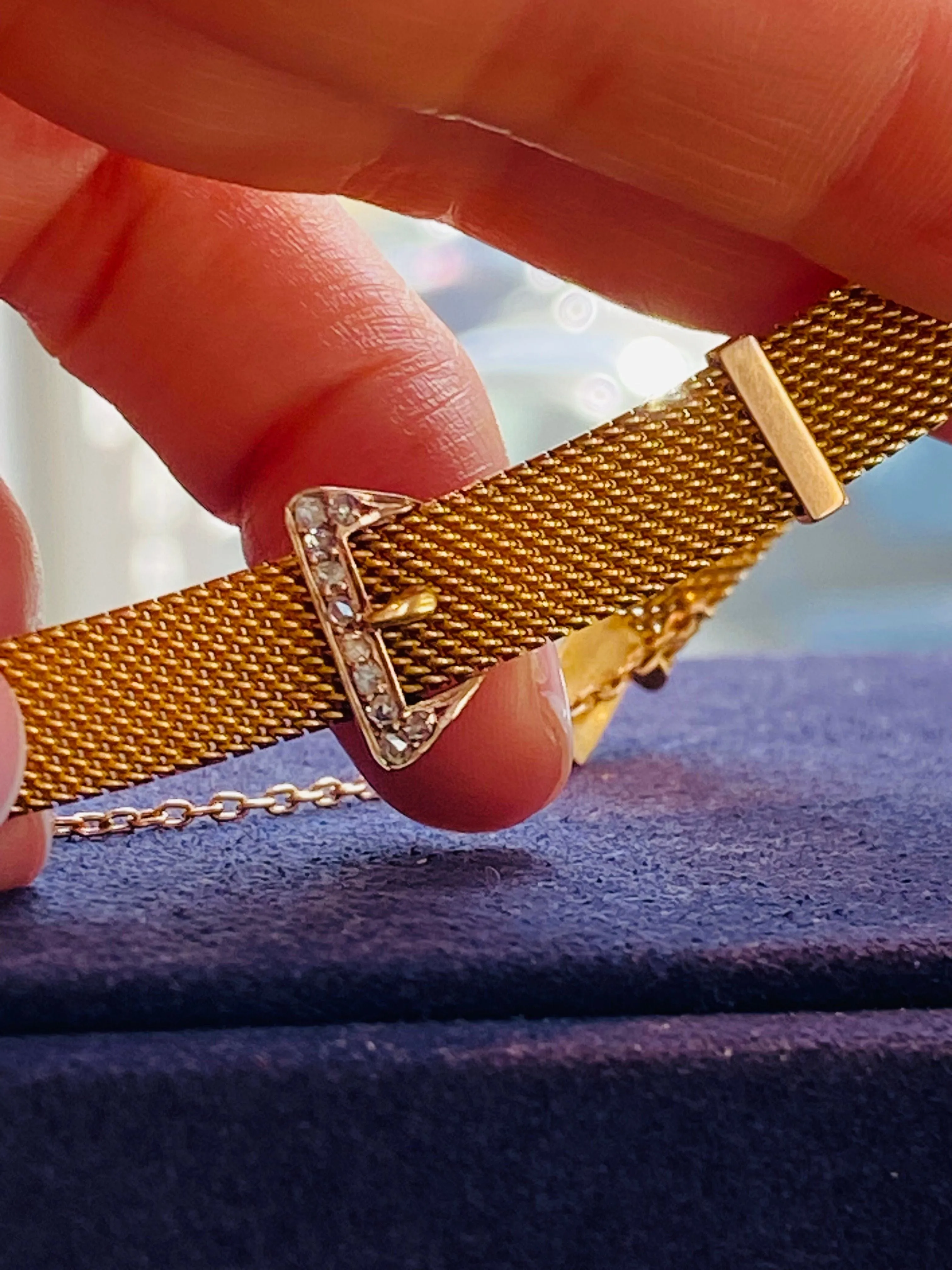 Bracelet ceinture ancien or jaune, diamants, maille milanaise sold by 58 Facettes product image thumbnail 2