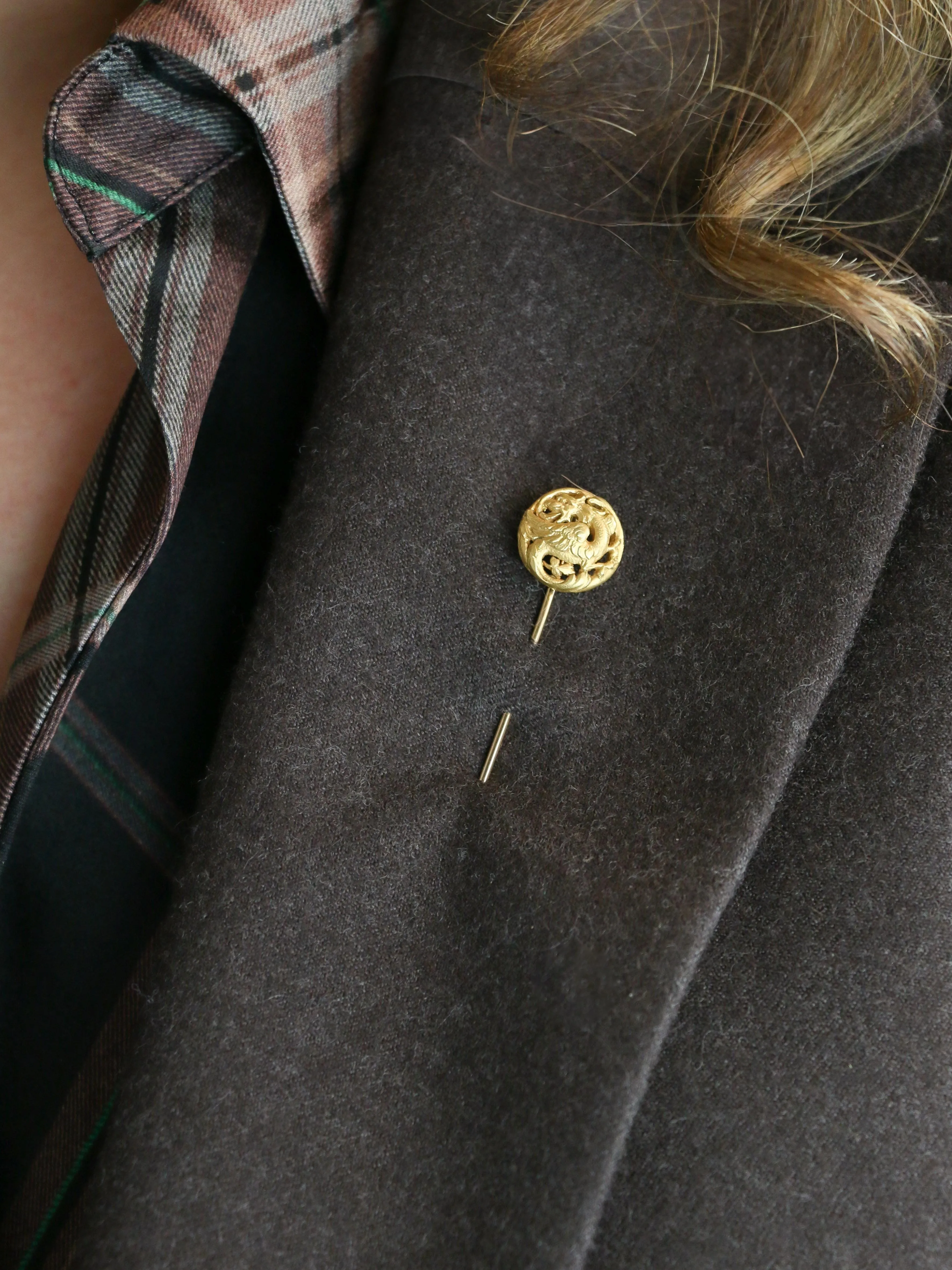 NOURY - Épingle à cravate chimère or jaune Néo Renaissance sold by 58 Facettes product image thumbnail 2