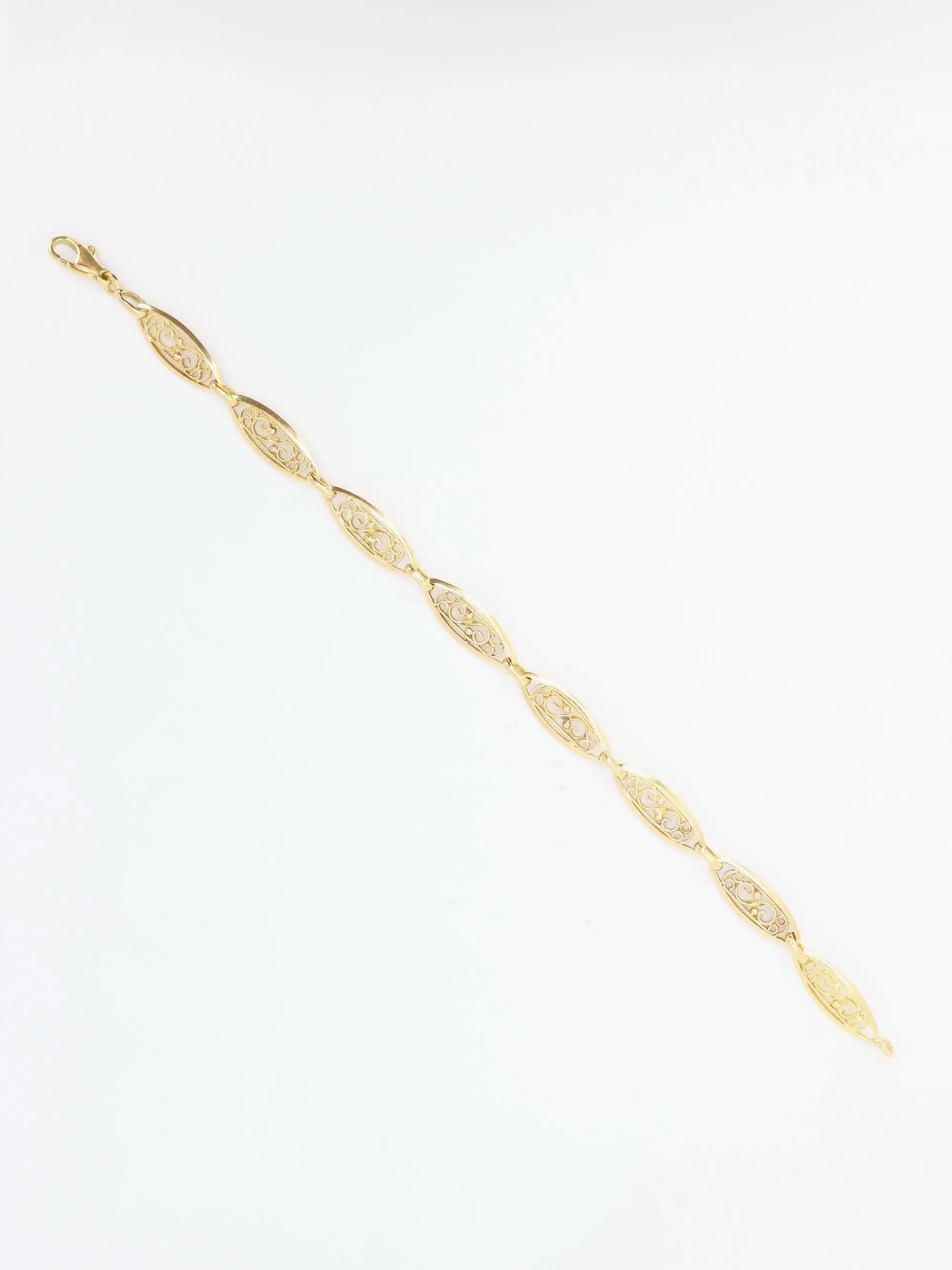 Bracelet chaîne maille filigrane or jaune sold by 58 Facettes product image thumbnail 5