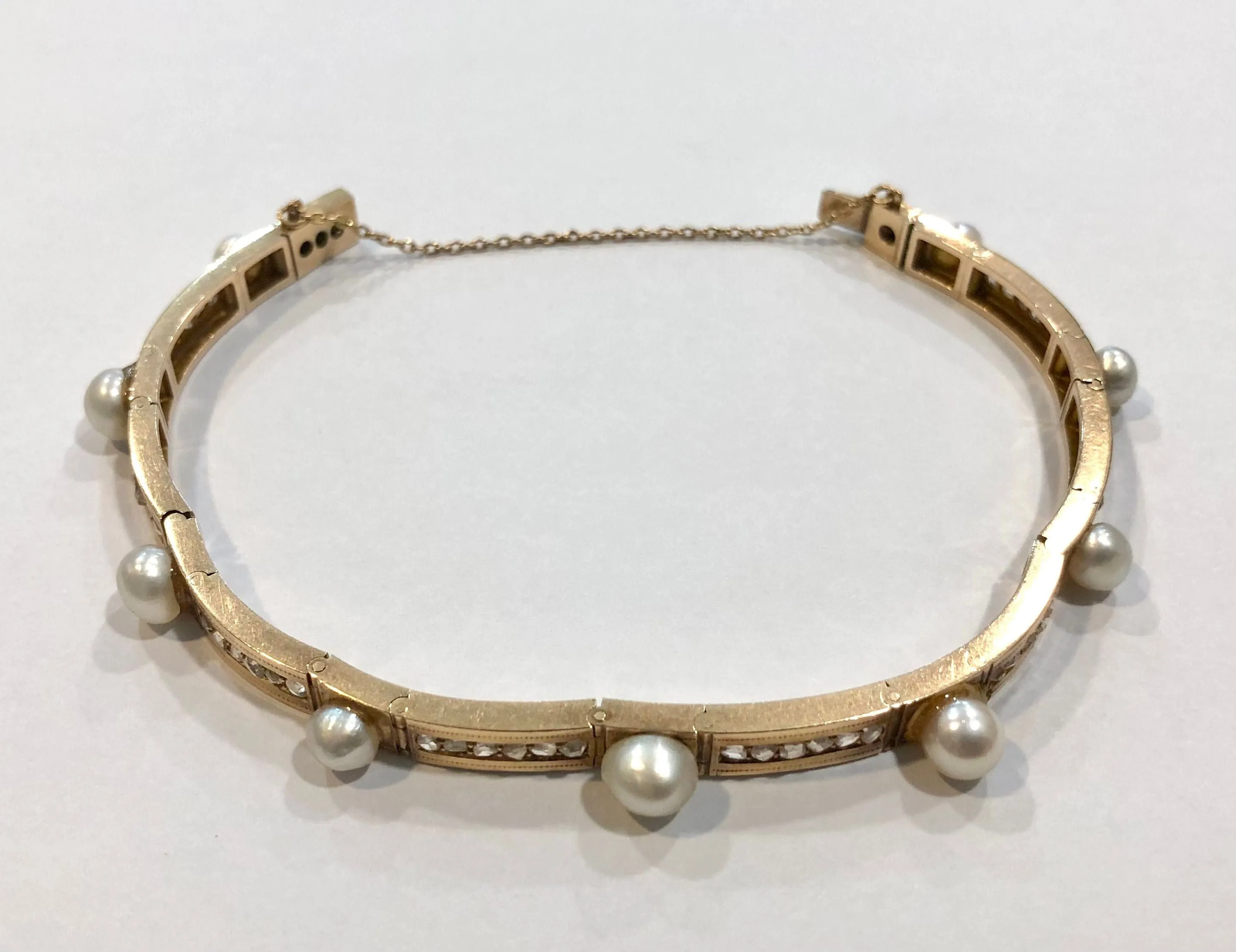 Bracelet ancien or jaune perles et diamants sold by 58 Facettes product image thumbnail 3