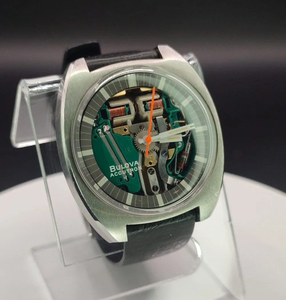 BULOVA - Montre à diapason Accutron Spaceview 214 avec boîtier coussin sold by 58 Facettes product image thumbnail 3