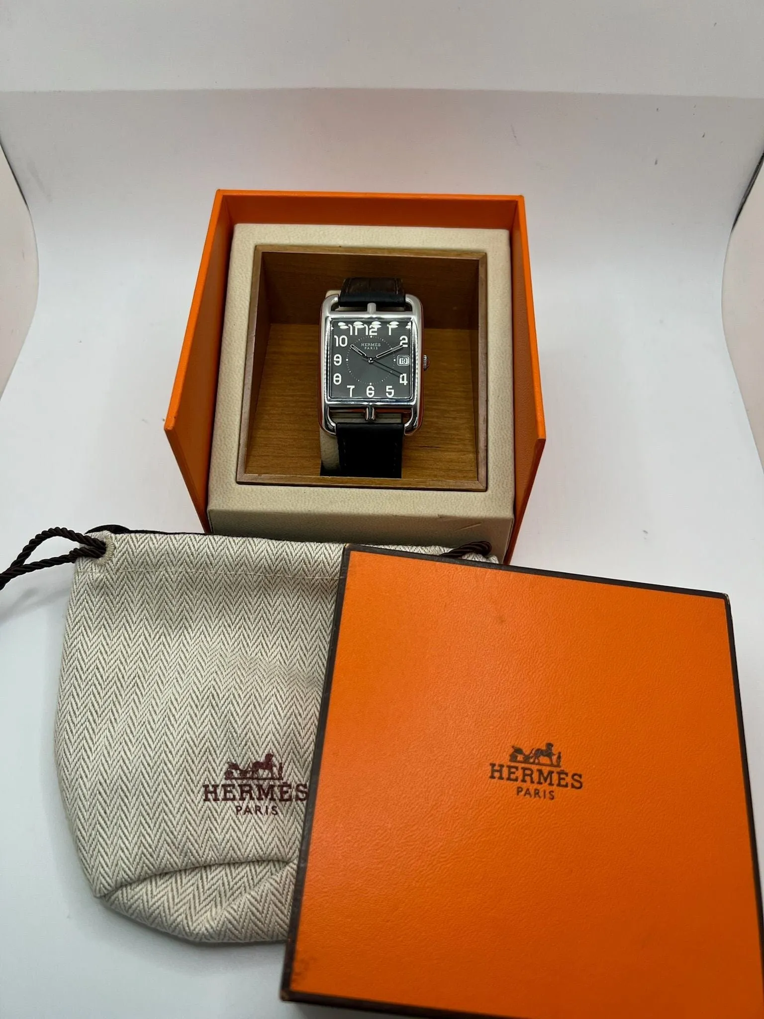 Hermès Cape Cod XL sold by 58 Facettes product image thumbnail 2