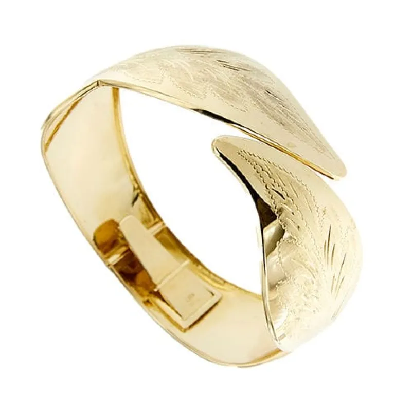 Bracelet rigide à bande contrariée sold by 58 Facettes