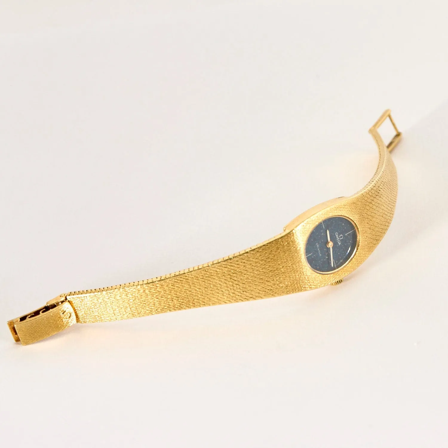 OMEGA - DE VILLE - Montre en or jaune sold by 58 Facettes product image thumbnail 5