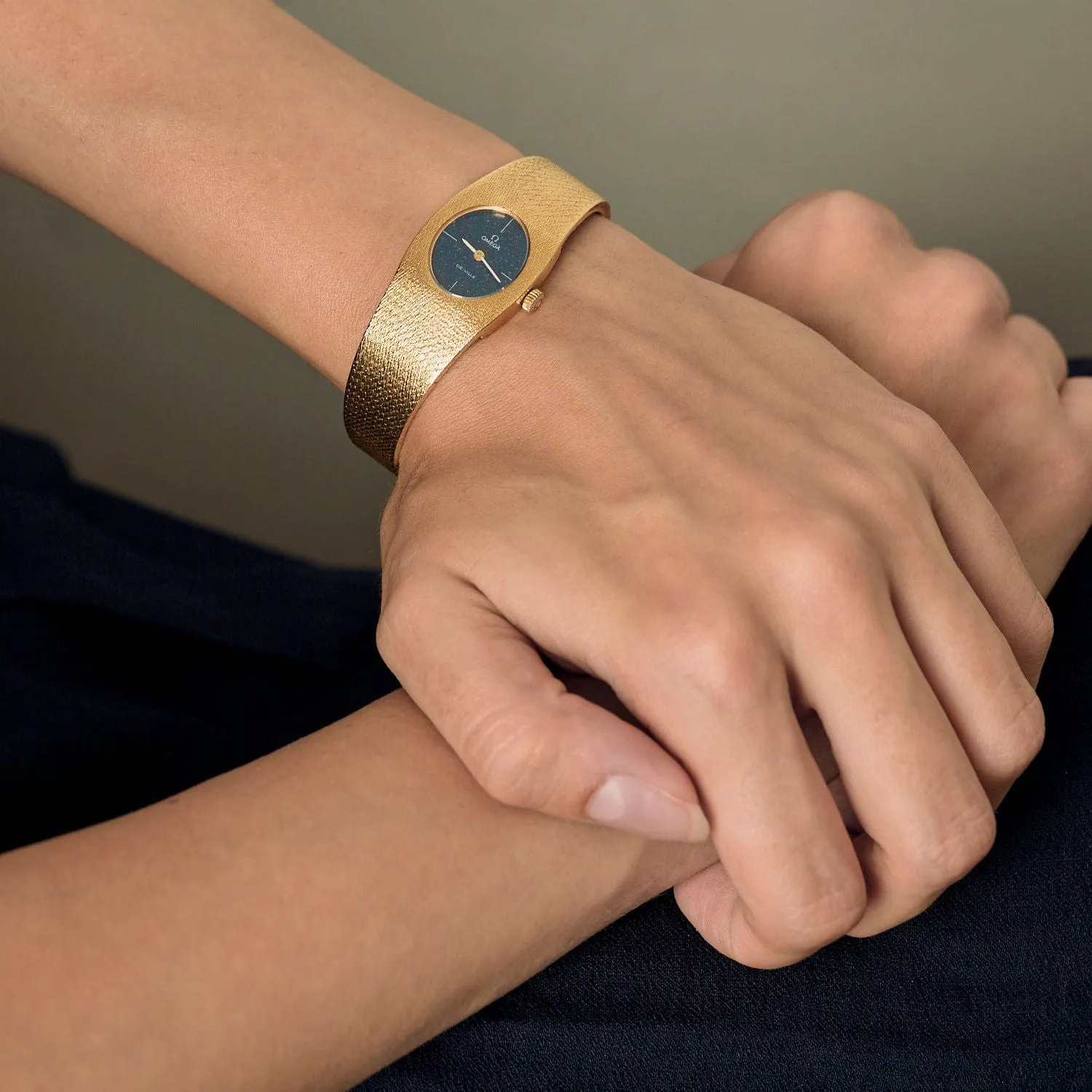 OMEGA - DE VILLE - Montre en or jaune sold by 58 Facettes product image thumbnail 2