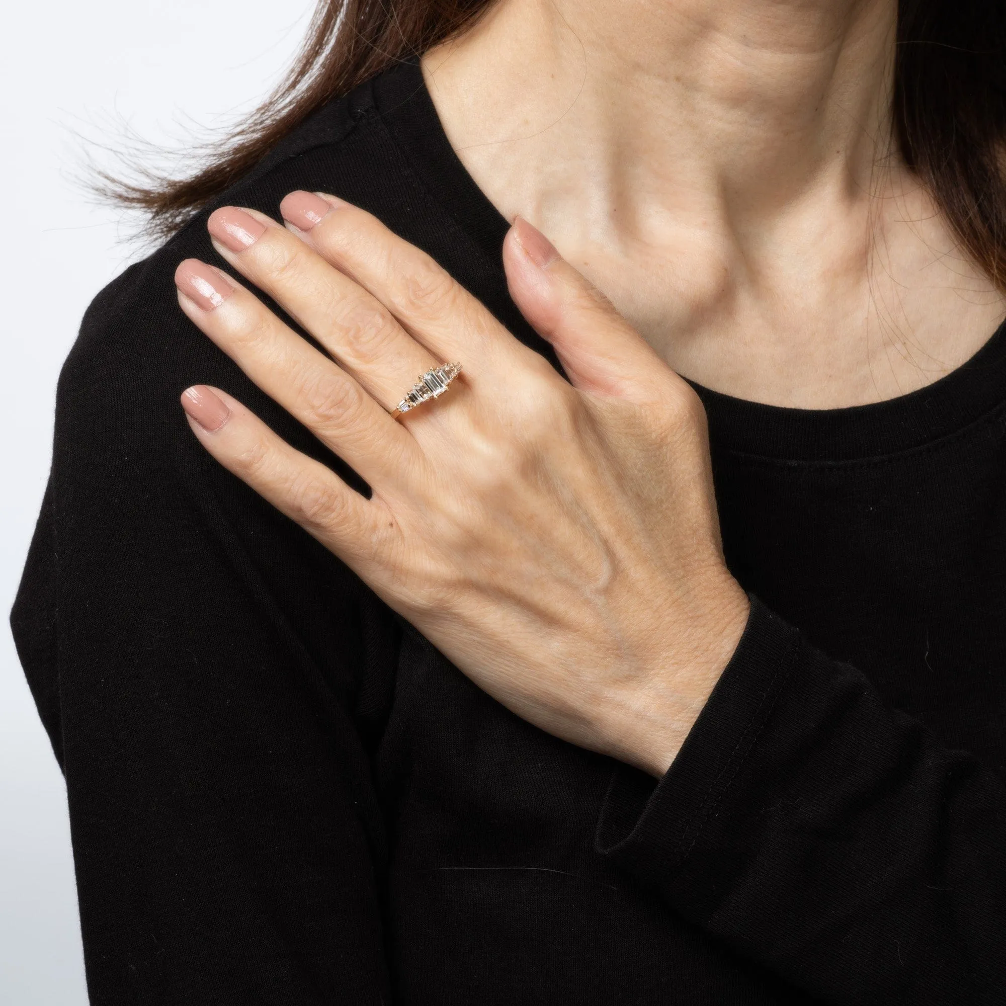 Alliance anniversaire vintage en or jaune 14 carats avec 5 diamants de 1,40 ct sold by 58 Facettes product image thumbnail 2