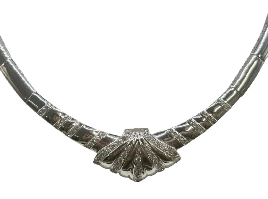 Parure style Art Déco or blanc 14 carats et diamants sold by 58 Facettes