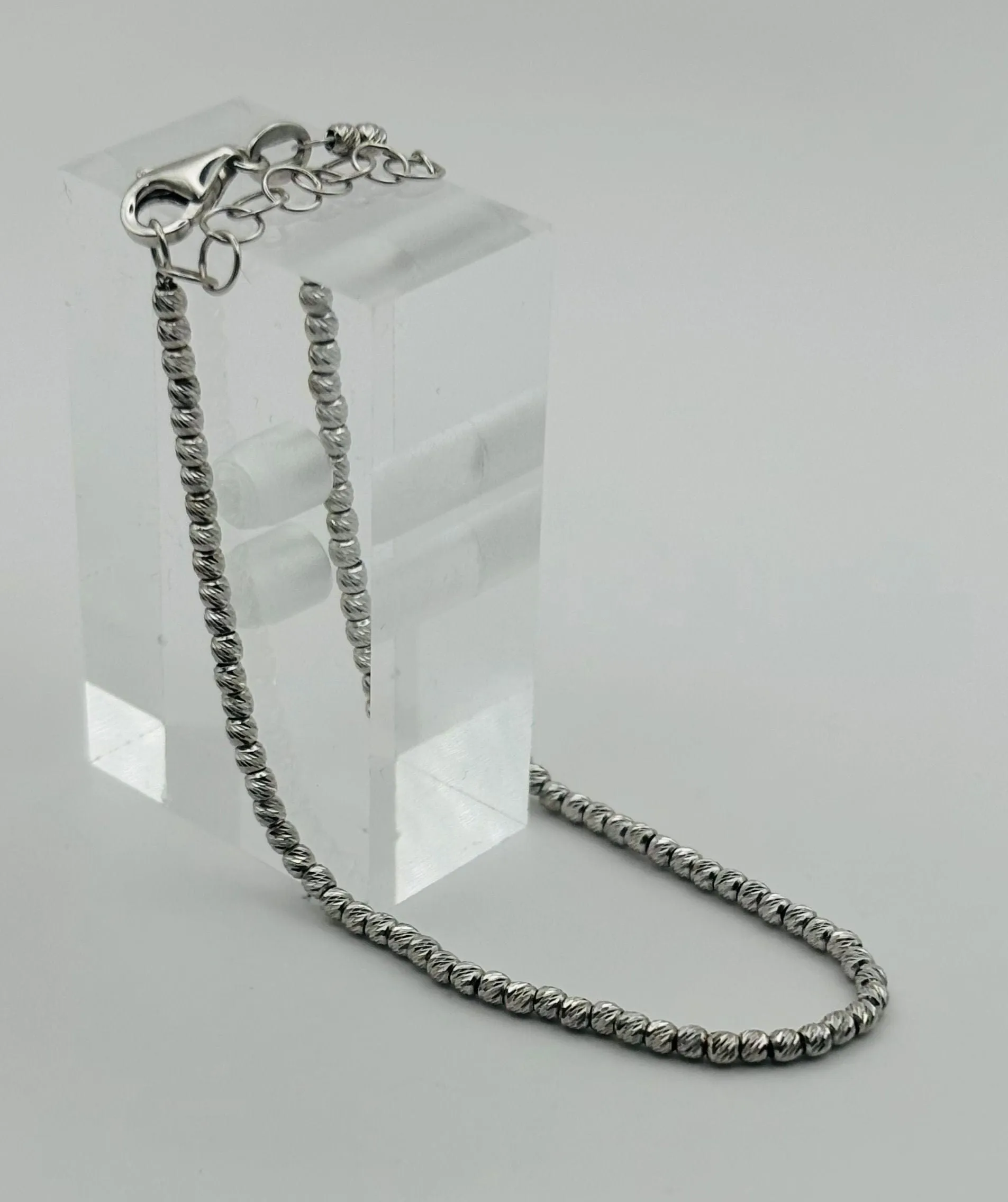 Bracelet boule de diamant en or blanc sold by 58 Facettes product image thumbnail 2