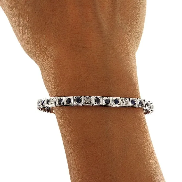 Bracelet tennis en or blanc avec saphirs et diamants sold by 58 Facettes product image thumbnail 2
