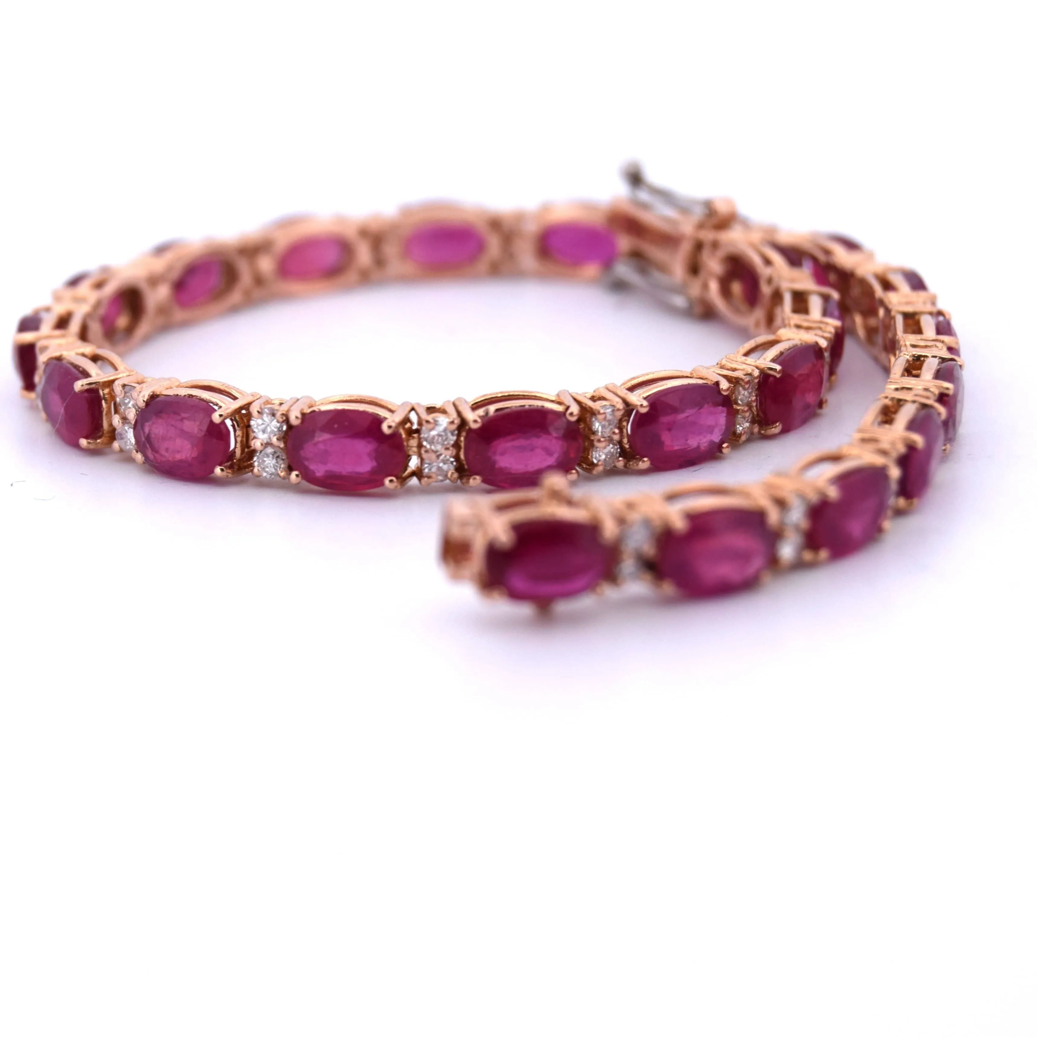 BRACELET TENNIS EN OR JAUNE AVEC RUBIS ET DIAMANTS sold by 58 Facettes product image thumbnail 5