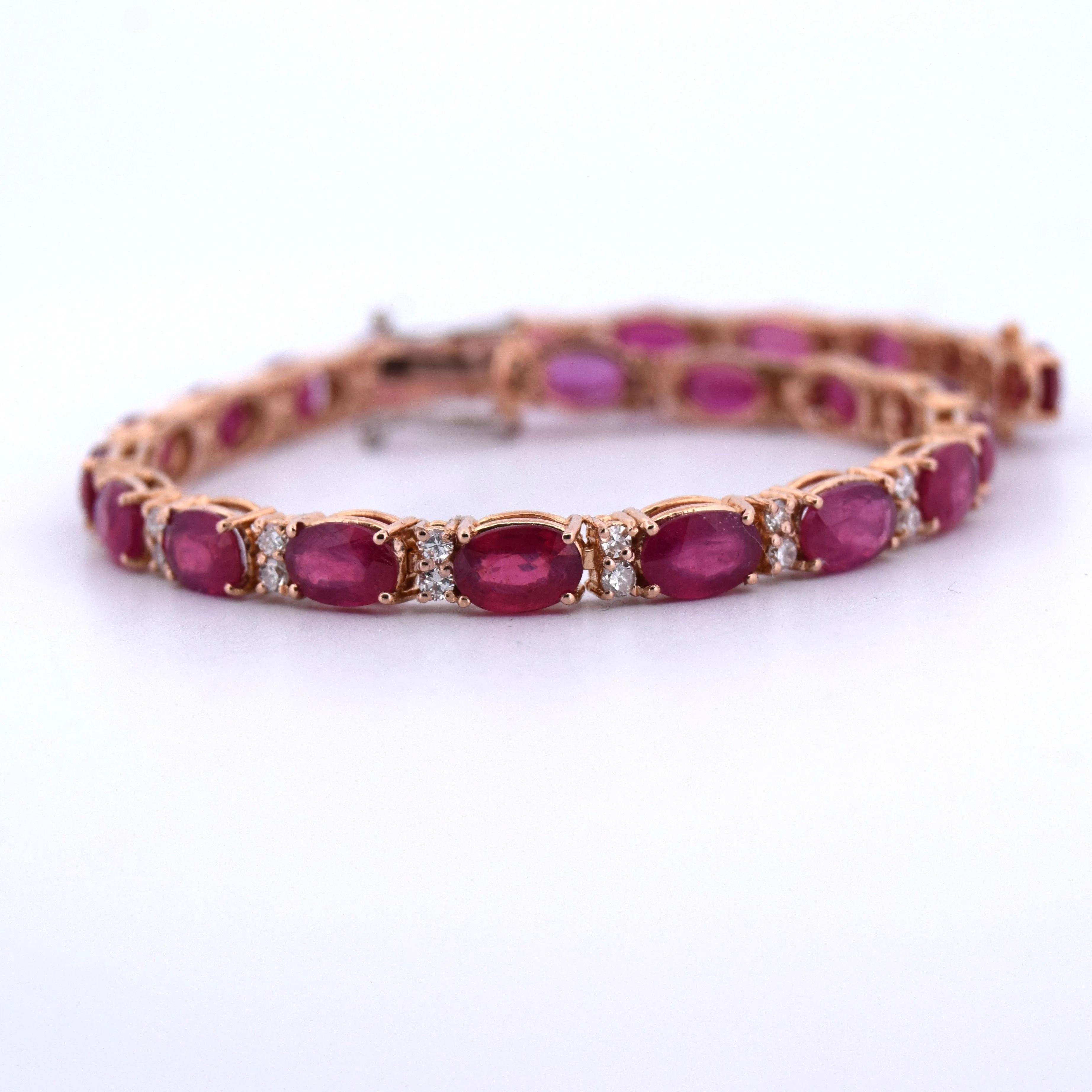 BRACELET TENNIS EN OR JAUNE AVEC RUBIS ET DIAMANTS sold by 58 Facettes product image thumbnail 3