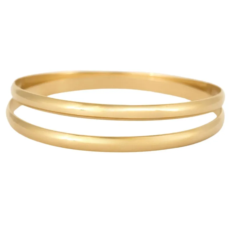 Deux bracelets jonc en or jaune sold by 58 Facettes