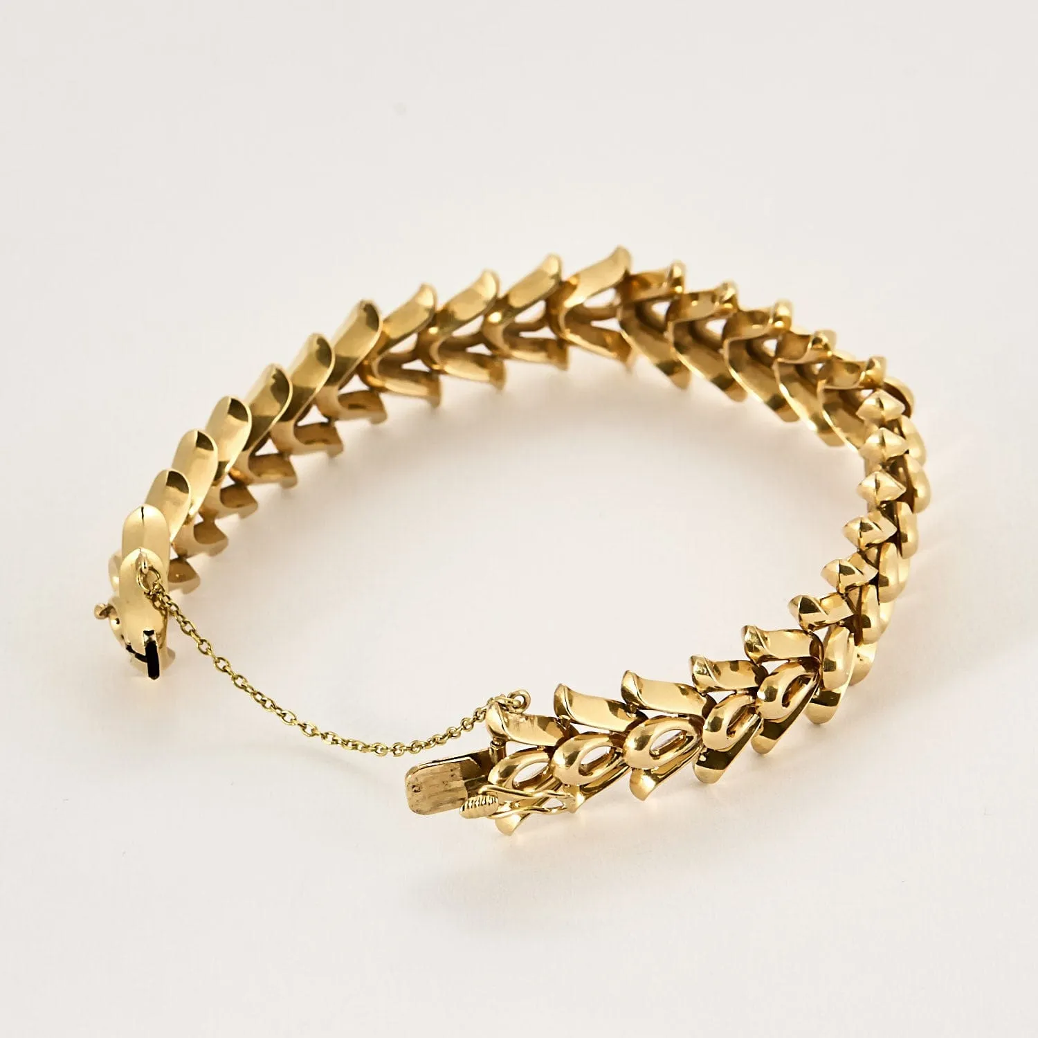 Bracelet en or jaune ajouré à maille fantaisie sold by 58 Facettes product image thumbnail 5