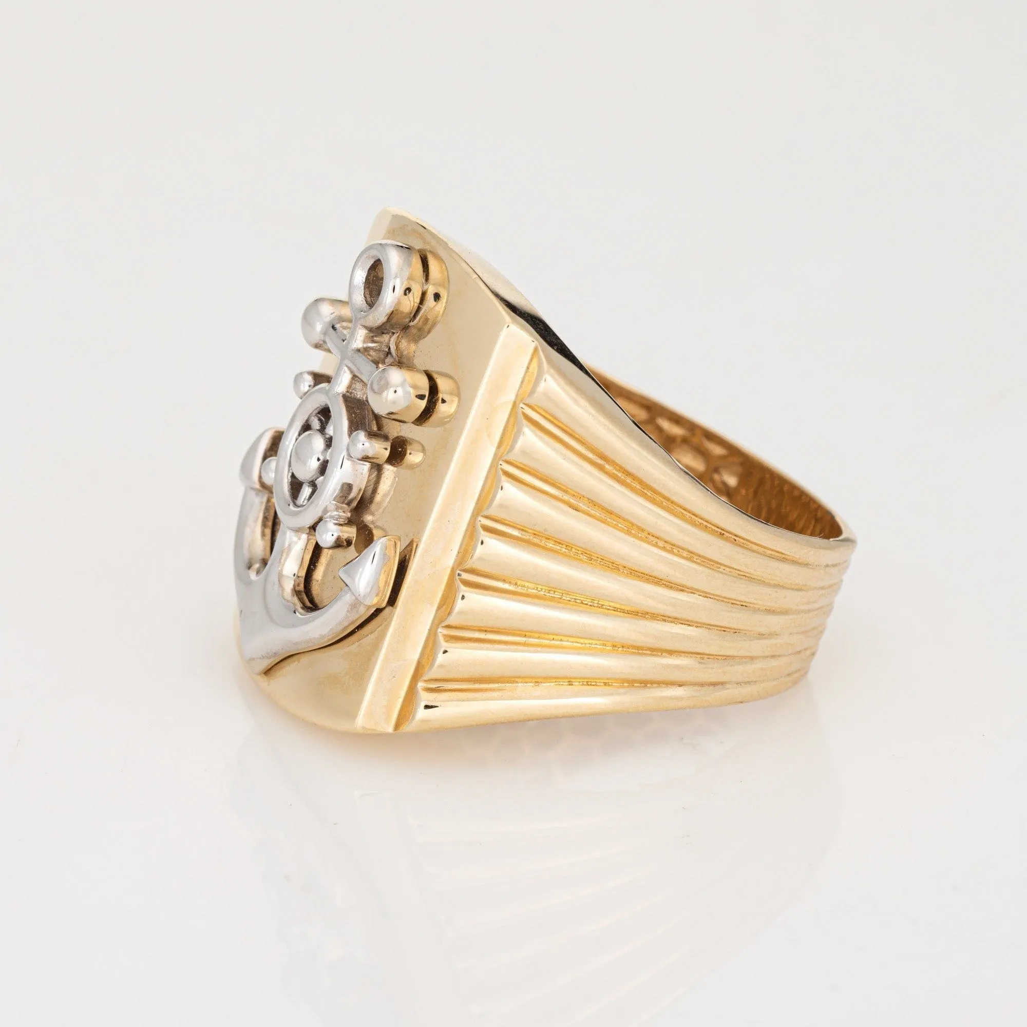 Bague ancre vintage en or jaune pour homme sold by 58 Facettes product image thumbnail 5