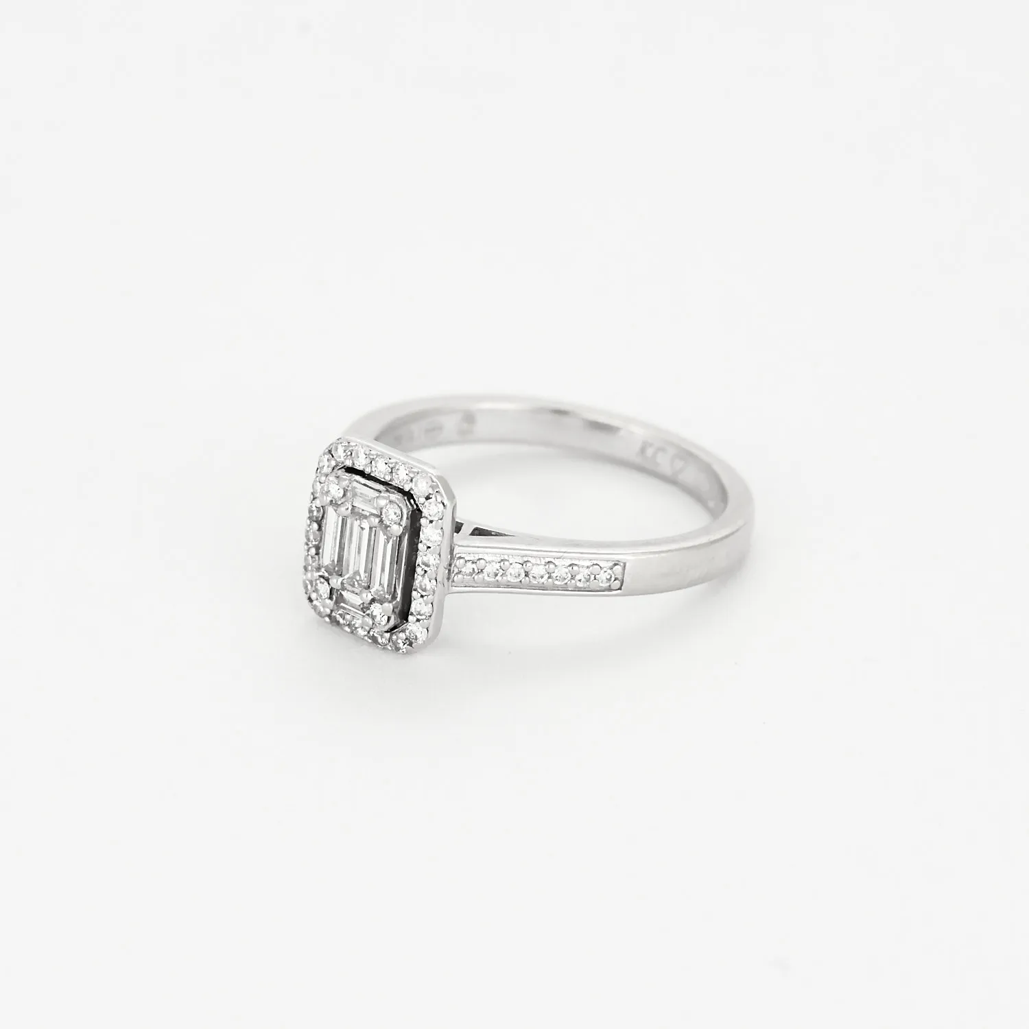 Bague solitaire en or blanc et diamants sold by 58 Facettes product image thumbnail 3