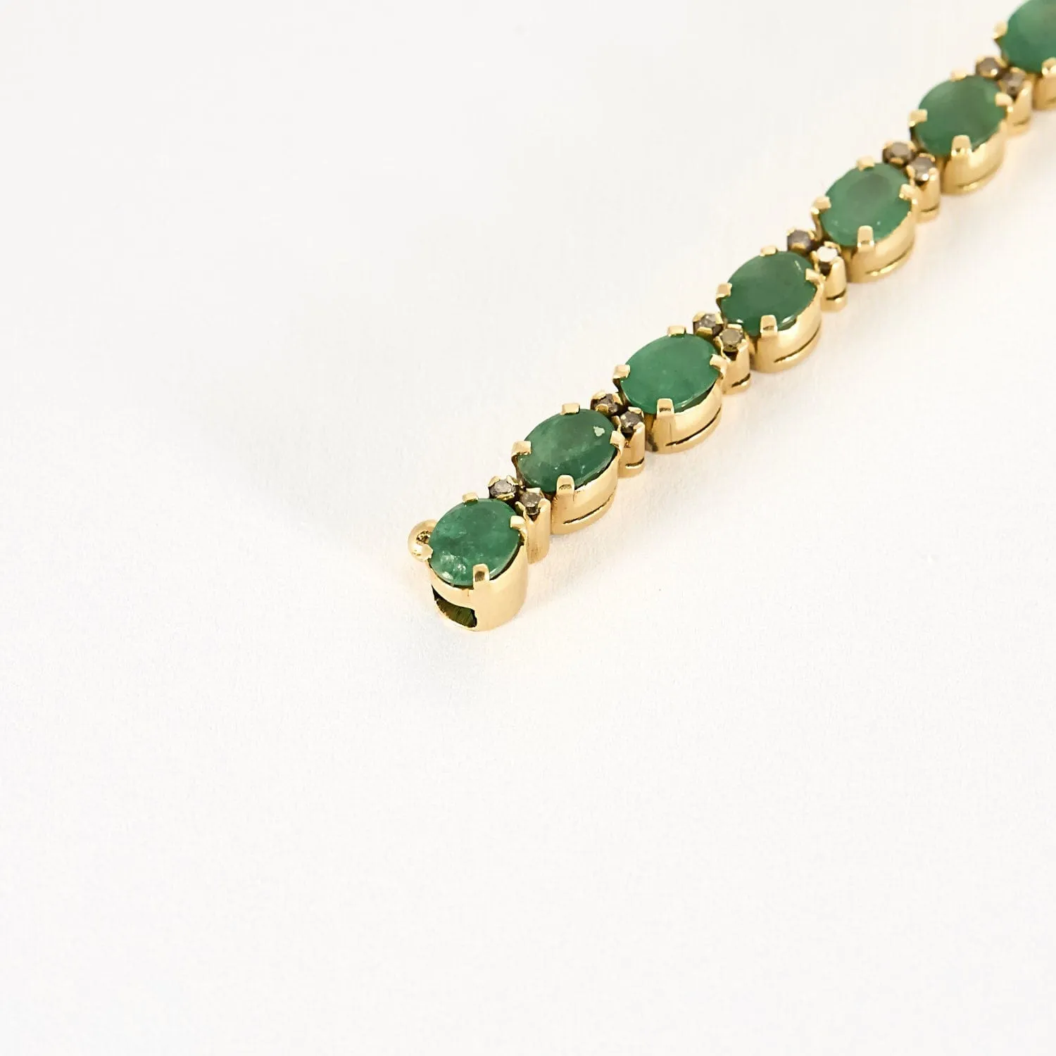 Bracelet en or jaune et émeraudes sold by 58 Facettes product image thumbnail 4