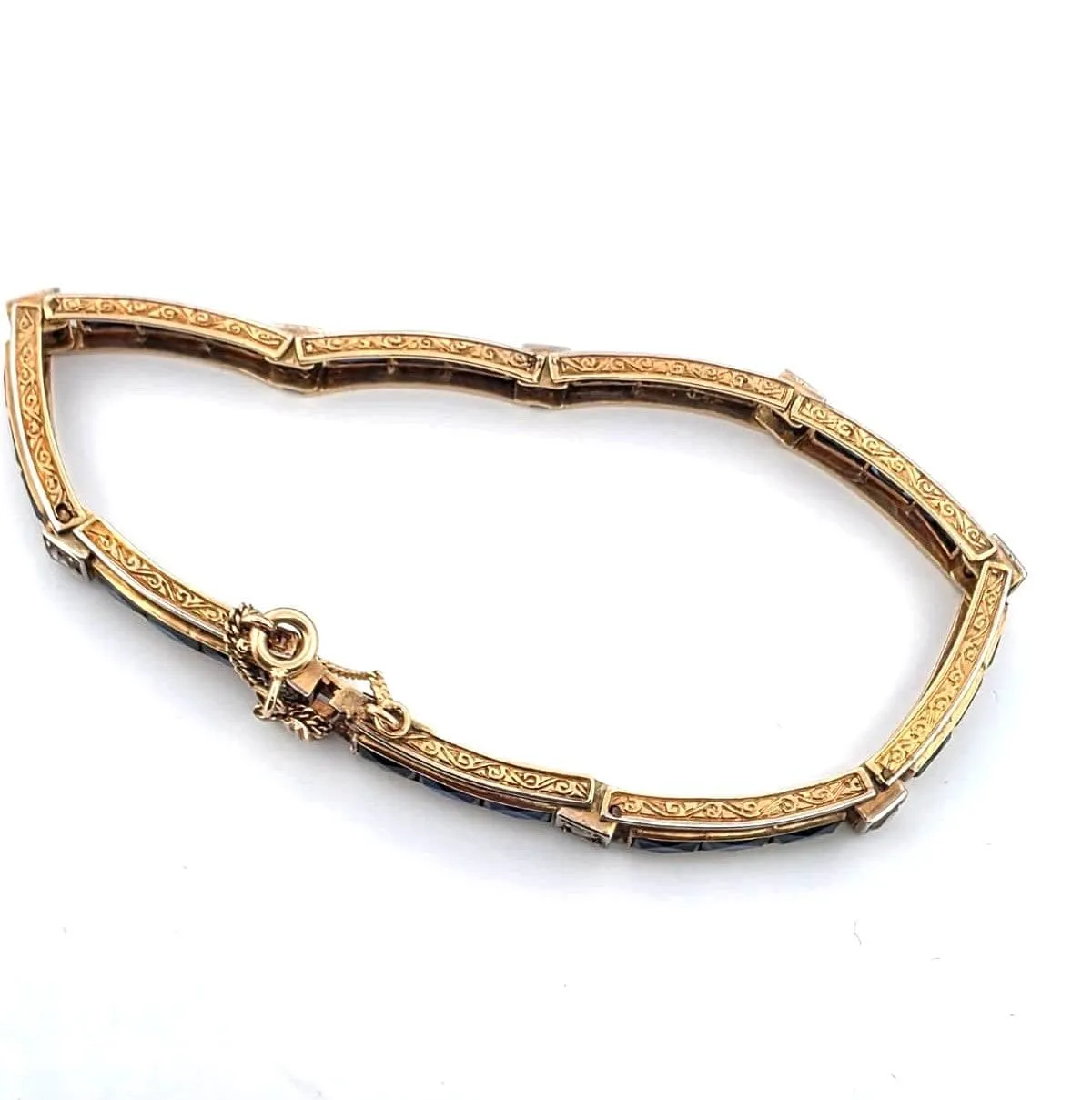 Bracelet en or jaune avec diamants et saphirs sold by 58 Facettes product image thumbnail 2