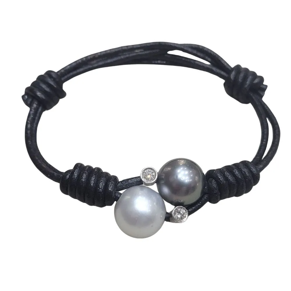 Bracelet en cuir, perles et diamants sold by 58 Facettes