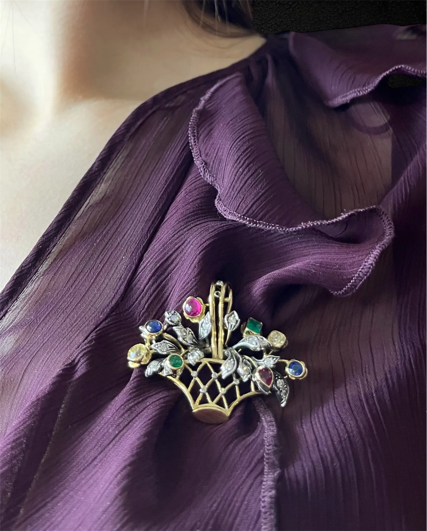 Broche-pendentif Bouquet avec diamants et pierres précieuses sold by 58 Facettes product image thumbnail 5