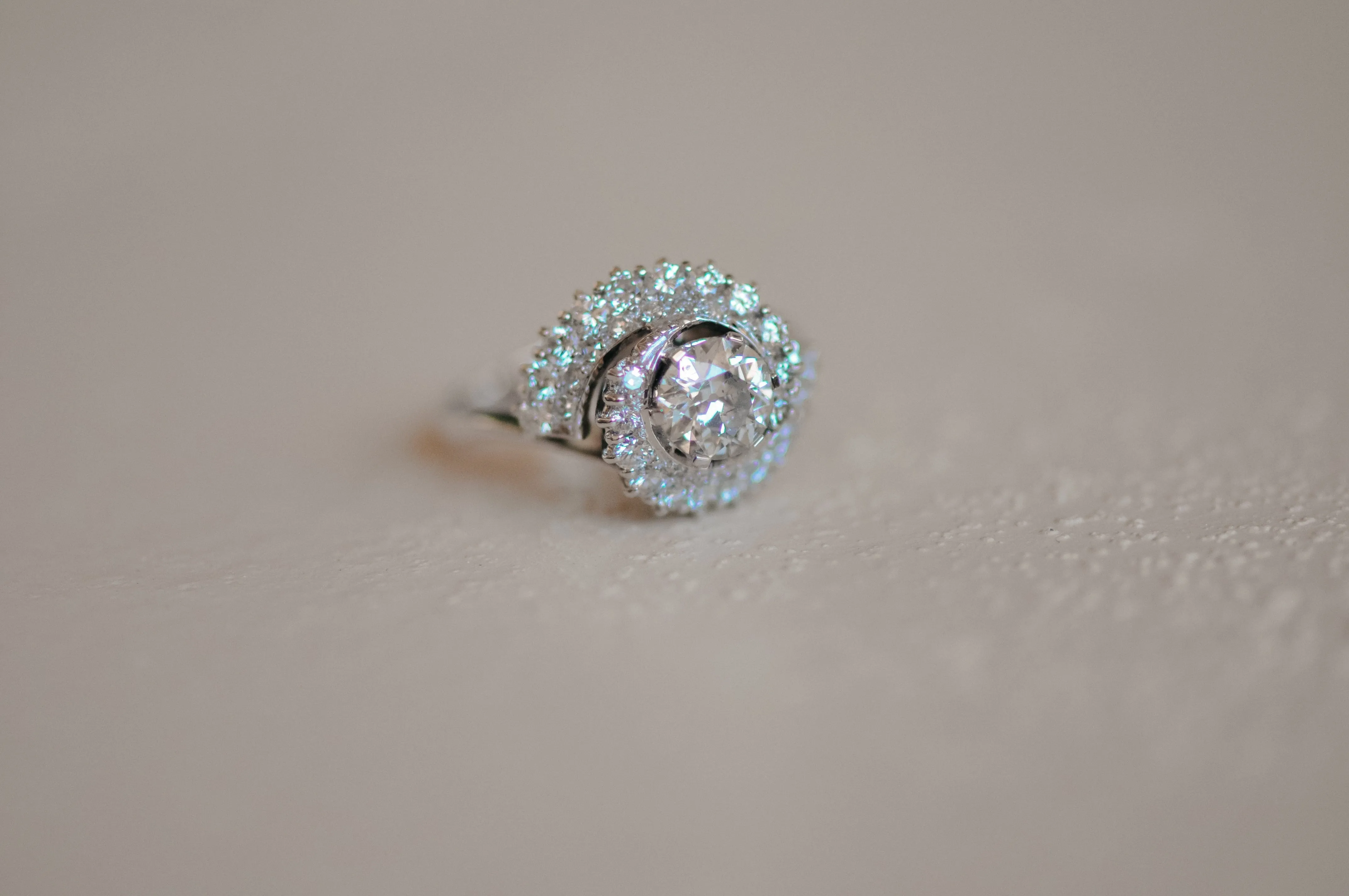 Art Déco diamond ring sold by 58 Facettes product image thumbnail 2