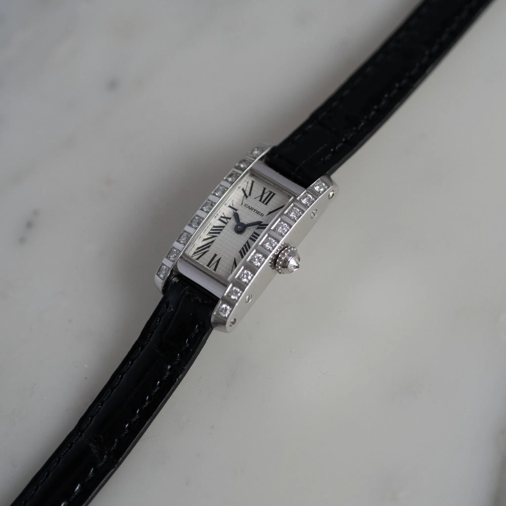 CARTIER - Montre Tank Allongée Mini or blanc sold by 58 Facettes product image thumbnail 3