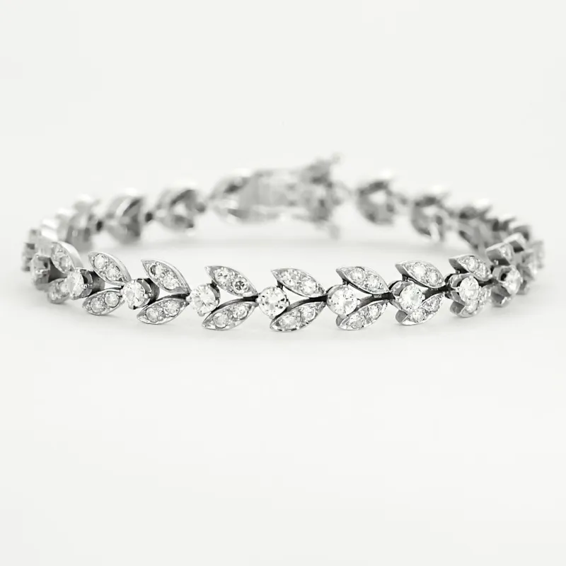 Bracelet articulé or blanc et diamants sold by 58 Facettes