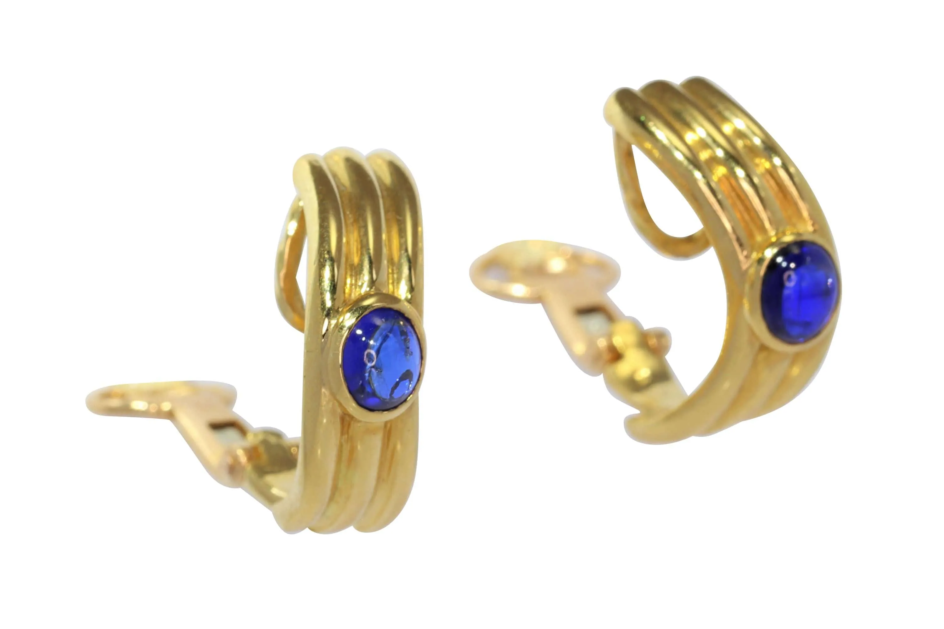 Boucles d'oreilles vintage signées Boucheron serties de saphirs cabochons sold by 58 Facettes product image thumbnail 4