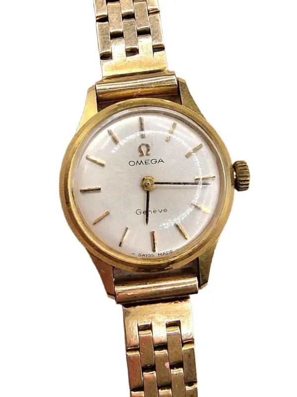 OMEGA - Montre Genève vintage en or jaune sold by 58 Facettes