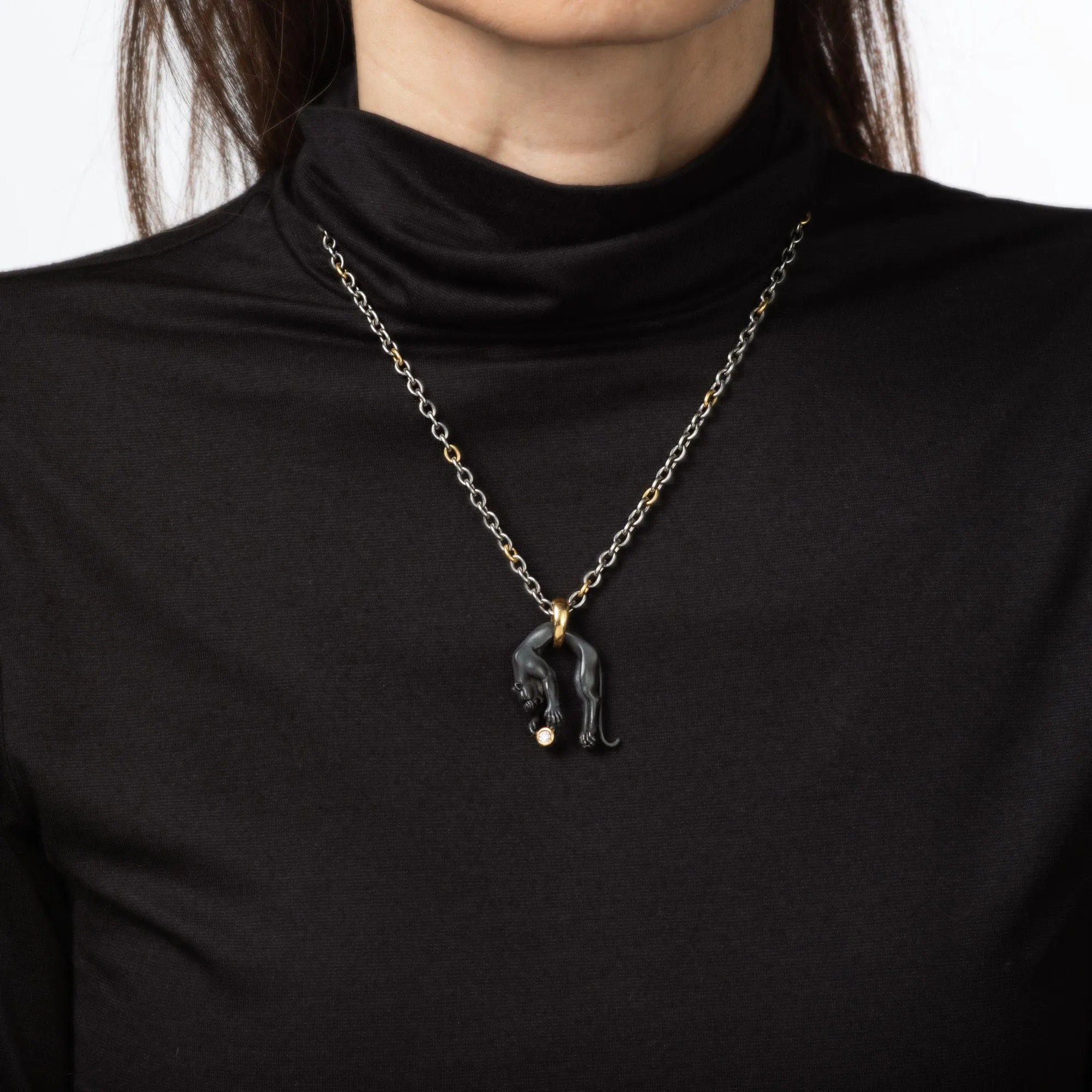 Carrera y Carrera - Collier Panthère en or jaune, acier et diamants sold by 58 Facettes product image thumbnail 2