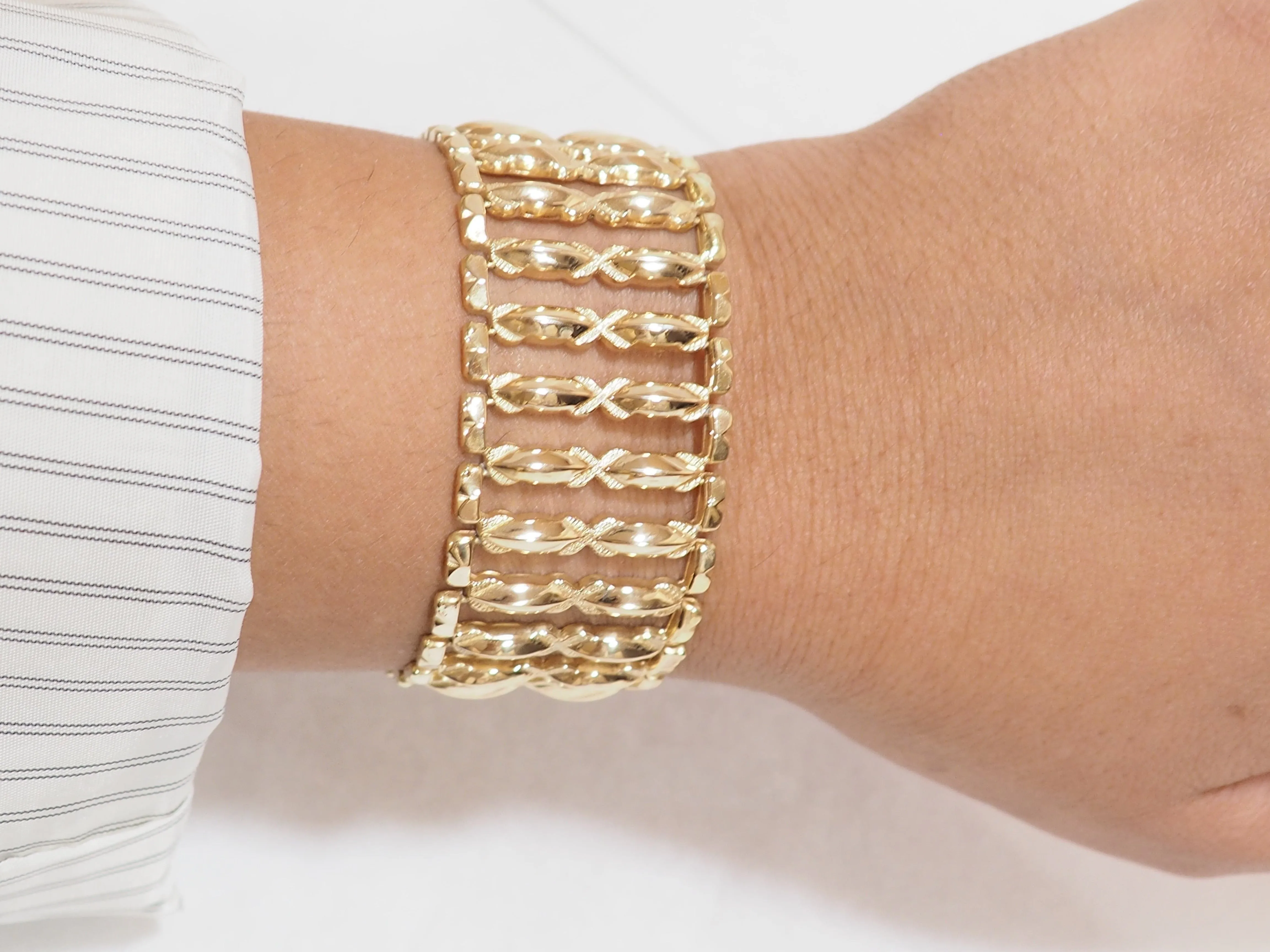 Bracelet vintage maille plate en or jaune sold by 58 Facettes product image thumbnail 2