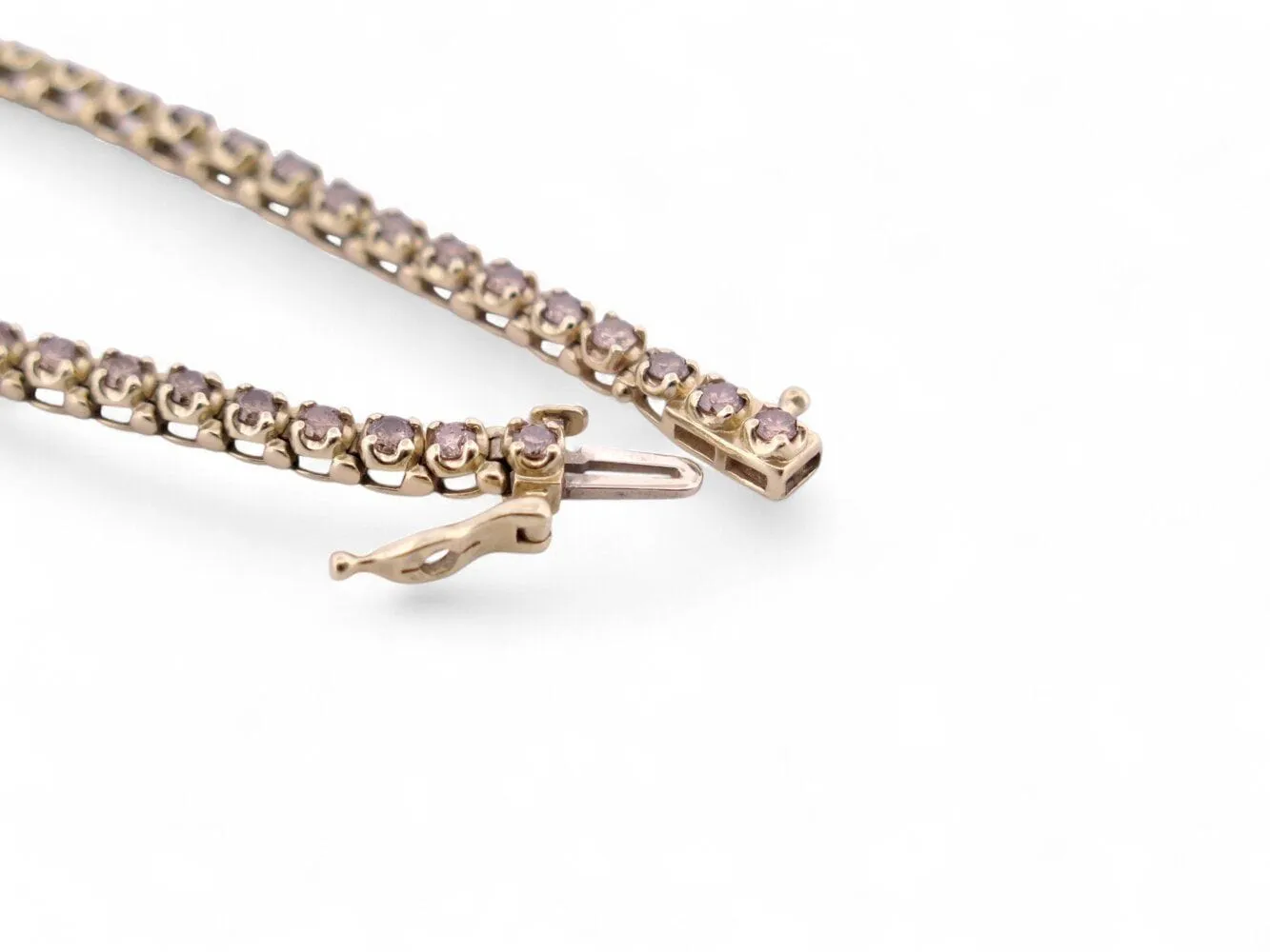 Bracelet tennis rivière - 53 diamants fancy en or jaune 14 ct sold by 58 Facettes product image thumbnail 5