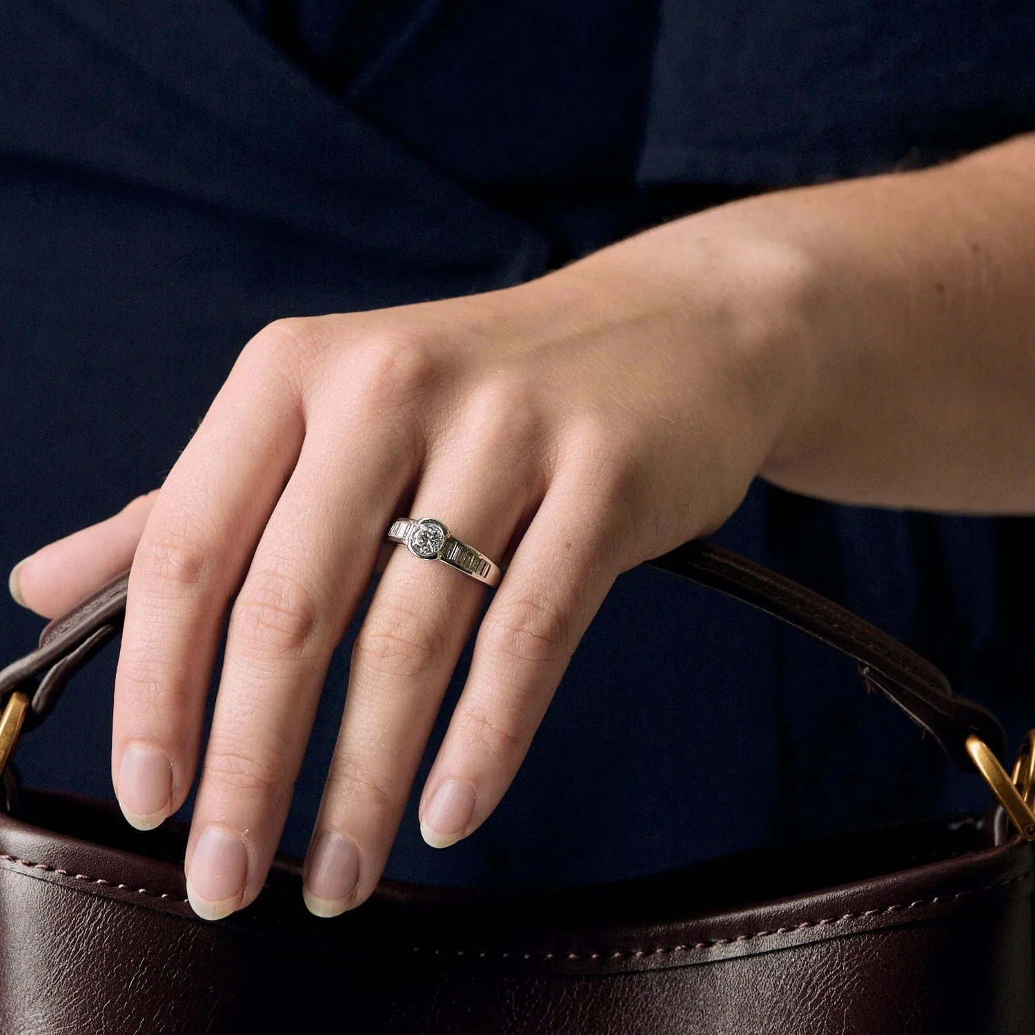 Bague Solitaire en or blanc et diamants sold by 58 Facettes product image thumbnail 2